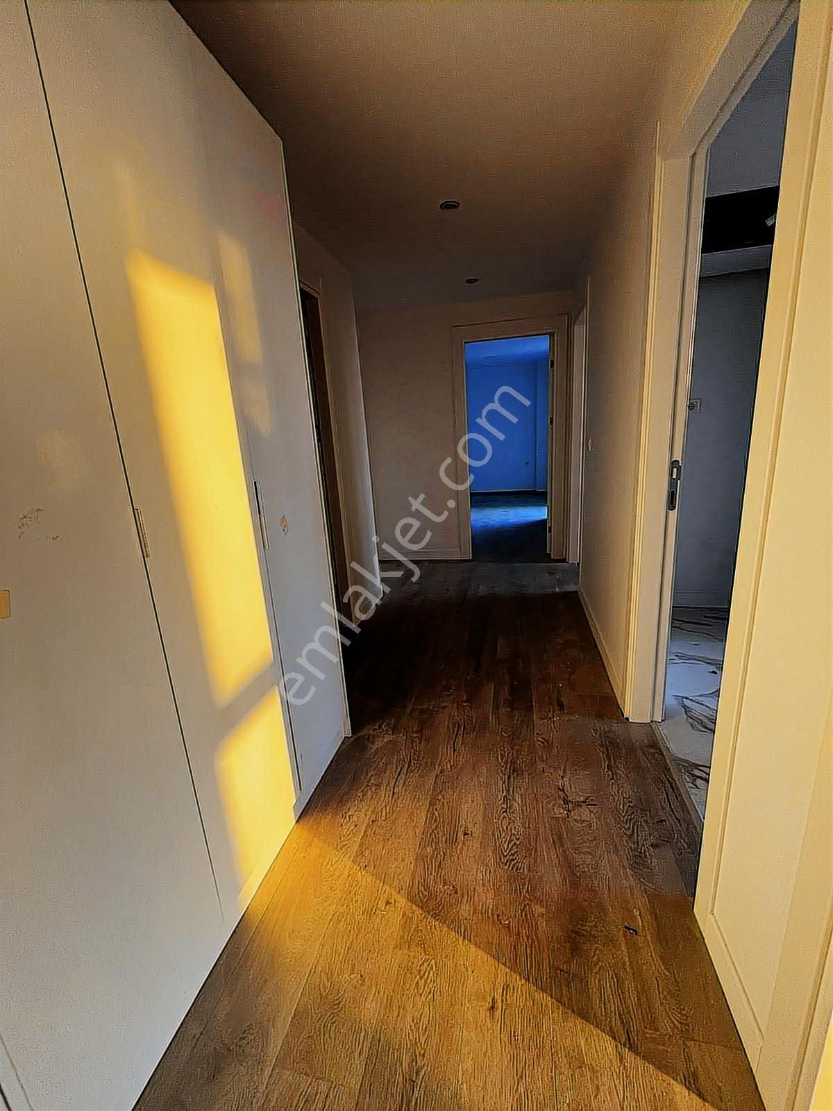 Kartal Royal Garden Yakacık'ta Deniz Manzaralı Satılık 2+1 - Görsel 17