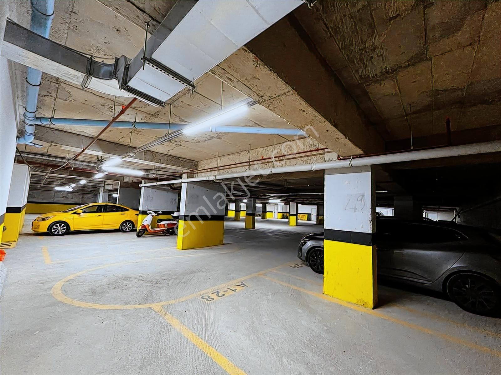 Kartal Royal Garden Yakacık'ta Deniz Manzaralı Satılık 2+1 - Görsel 32