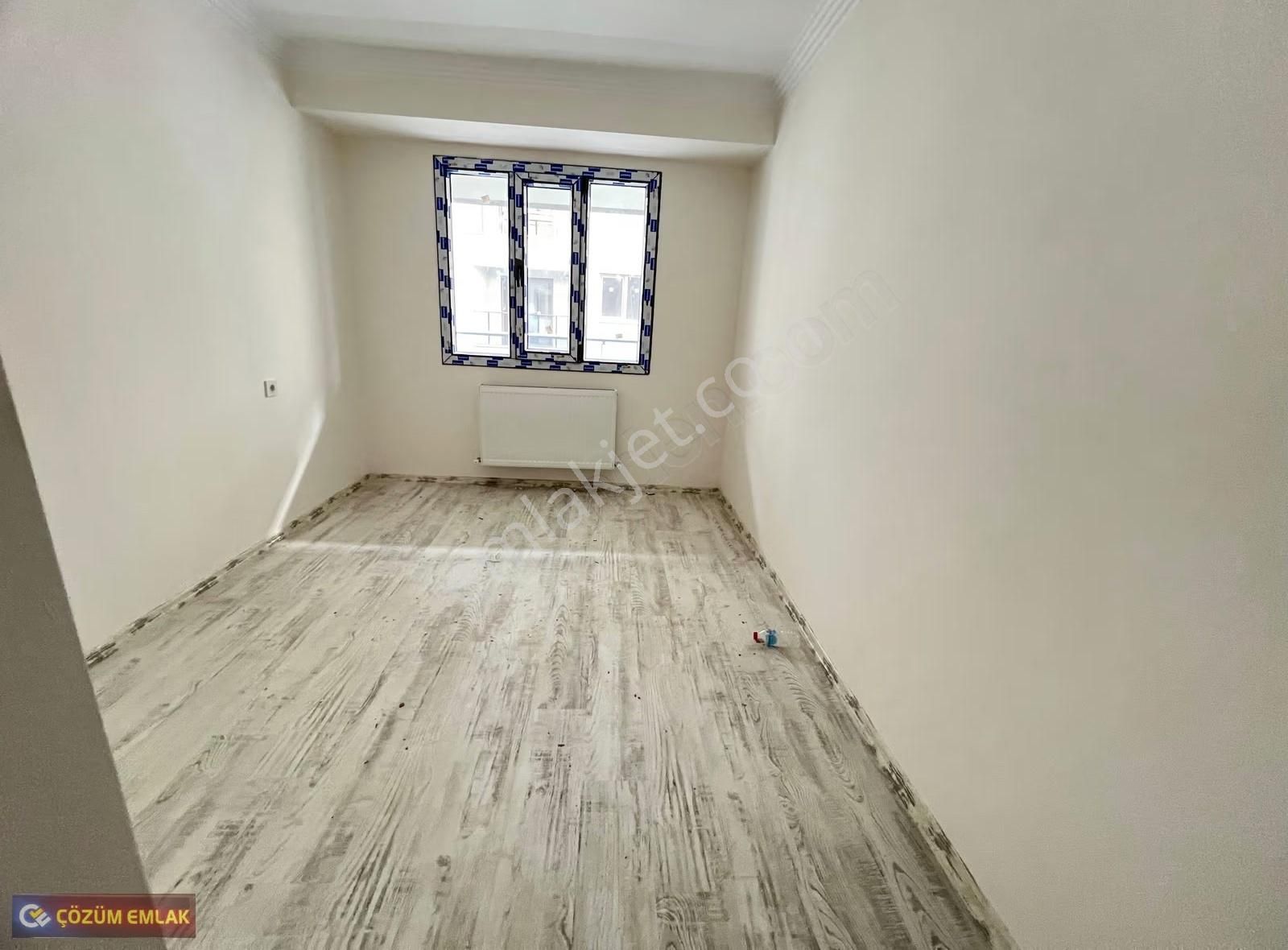 Çözüm Emlak'tan İstasyon Bölgesi'nde Emsalsiz 1+1 Ara Kat Daire - Görsel 18