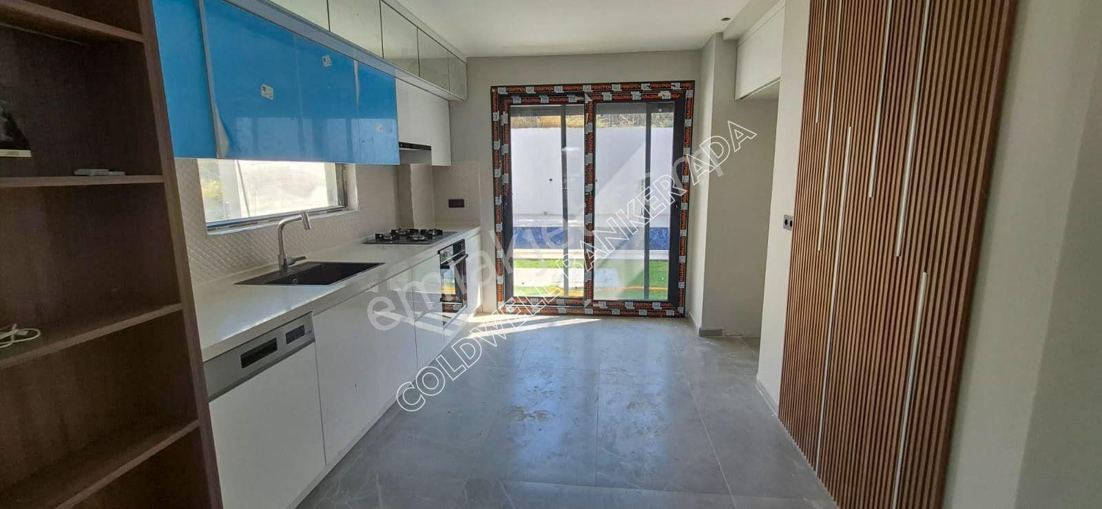 Kuşadası Soğucak Ta Satılık Sıfır 4+1 Özel Havuzlu Triplex Villa - Görsel 9