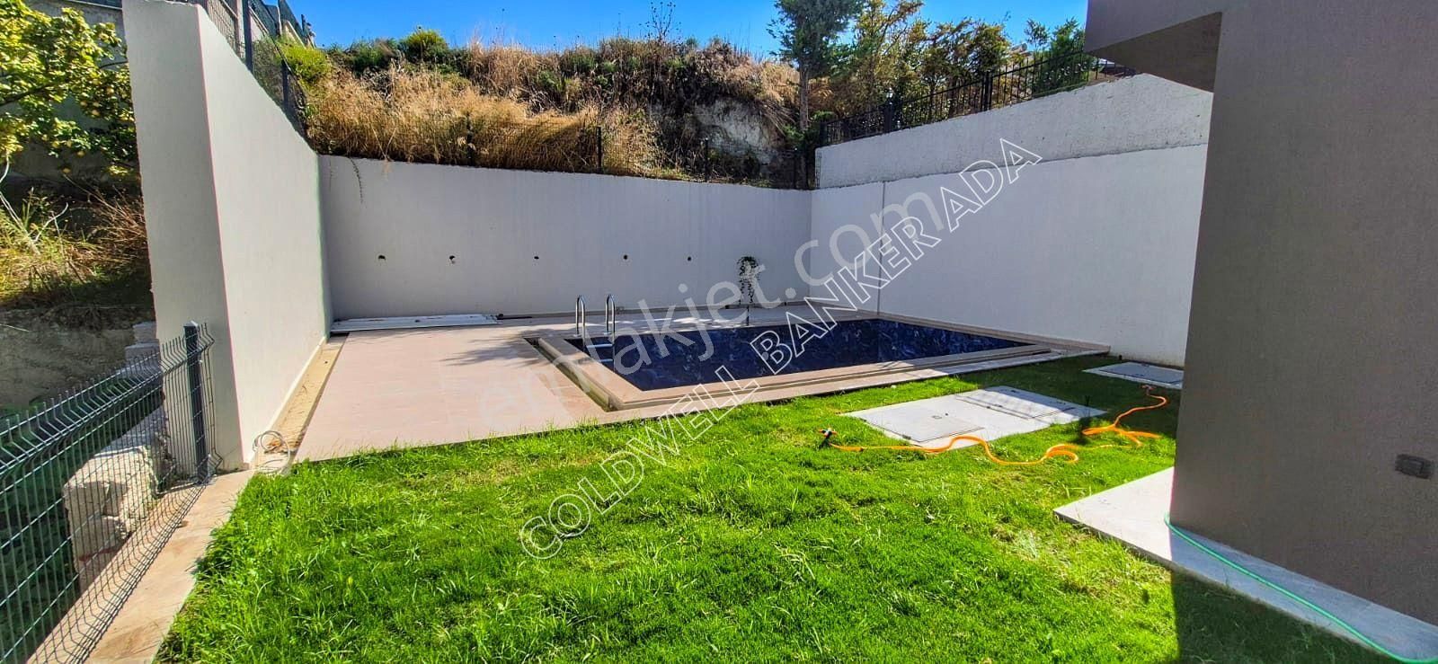 Kuşadası Soğucak Ta Satılık Sıfır 4+1 Özel Havuzlu Triplex Villa - Görsel 25