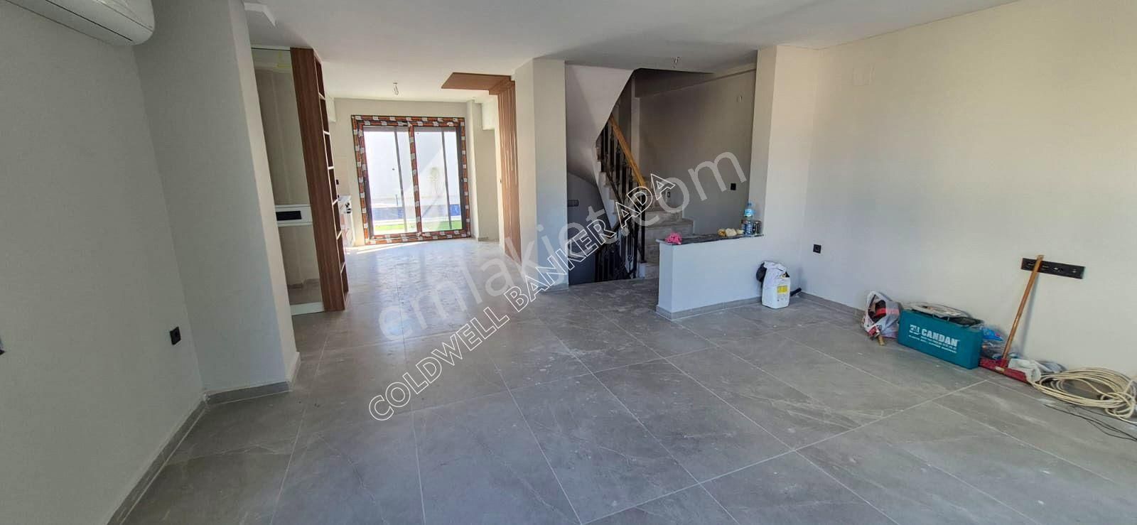 Kuşadası Soğucak Ta Satılık Sıfır 4+1 Özel Havuzlu Triplex Villa - Görsel 10