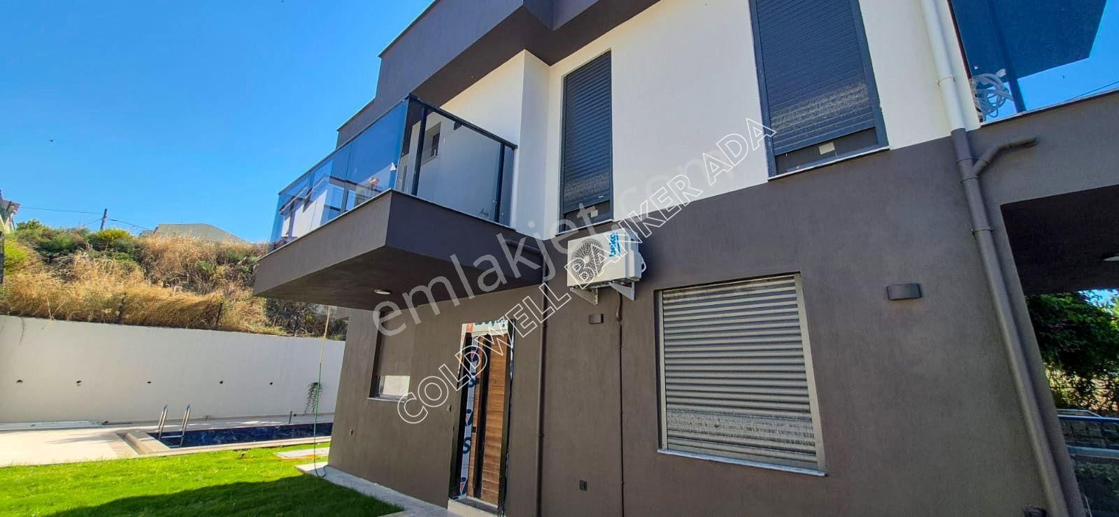 Kuşadası Soğucak Ta Satılık Sıfır 4+1 Özel Havuzlu Triplex Villa - Görsel 23