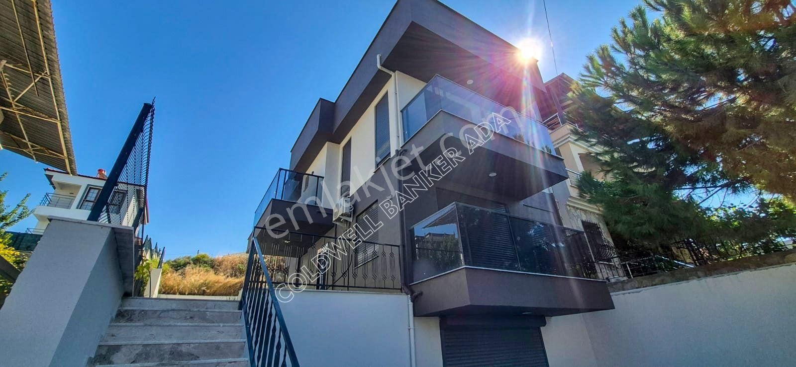 Kuşadası Soğucak Ta Satılık Sıfır 4+1 Özel Havuzlu Triplex Villa - Görsel 4