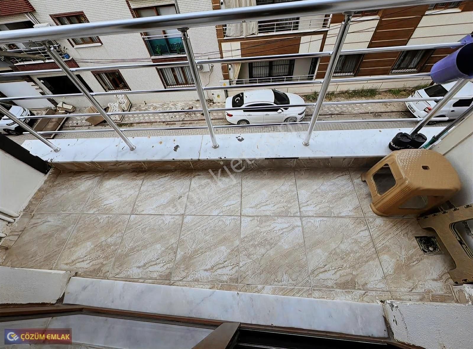 Çözüm Emlak'tan 2+1 Eşyalı Karanlıksız Ara Kat Satılık Daire - Görsel 24