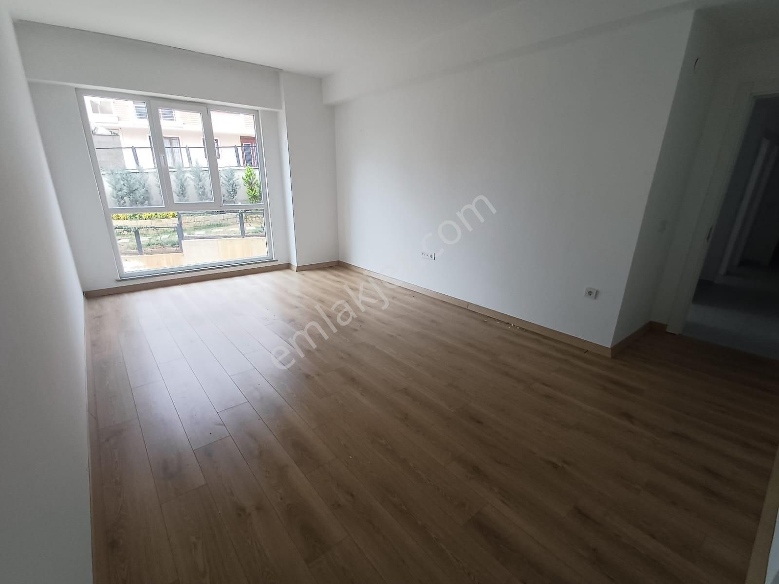Kartal Yakacık Doğa Kolejine Komşu 2+1 Satılık Boş Daire - Görsel 4
