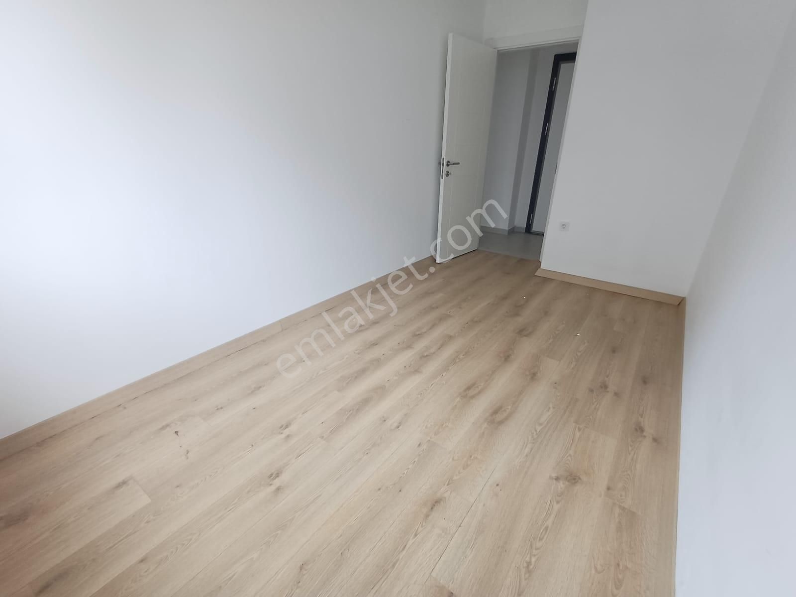 Kartal Yakacık Doğa Kolejine Komşu 2+1 Satılık Boş Daire - Görsel 6