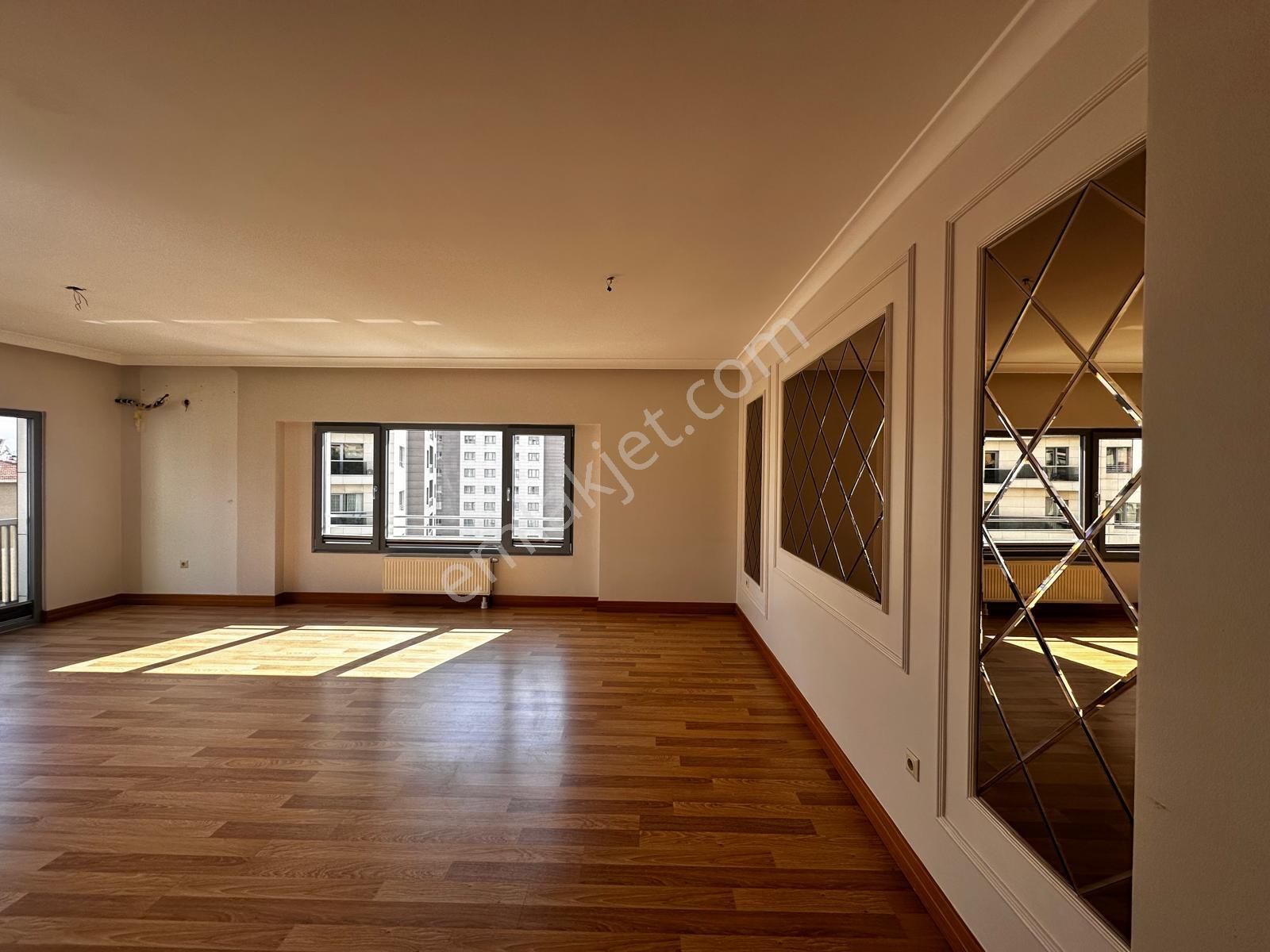 Pendik Elite Side Sitesinde Deniz Manzaralı 3+1 Kiralık Daire - Görsel 11