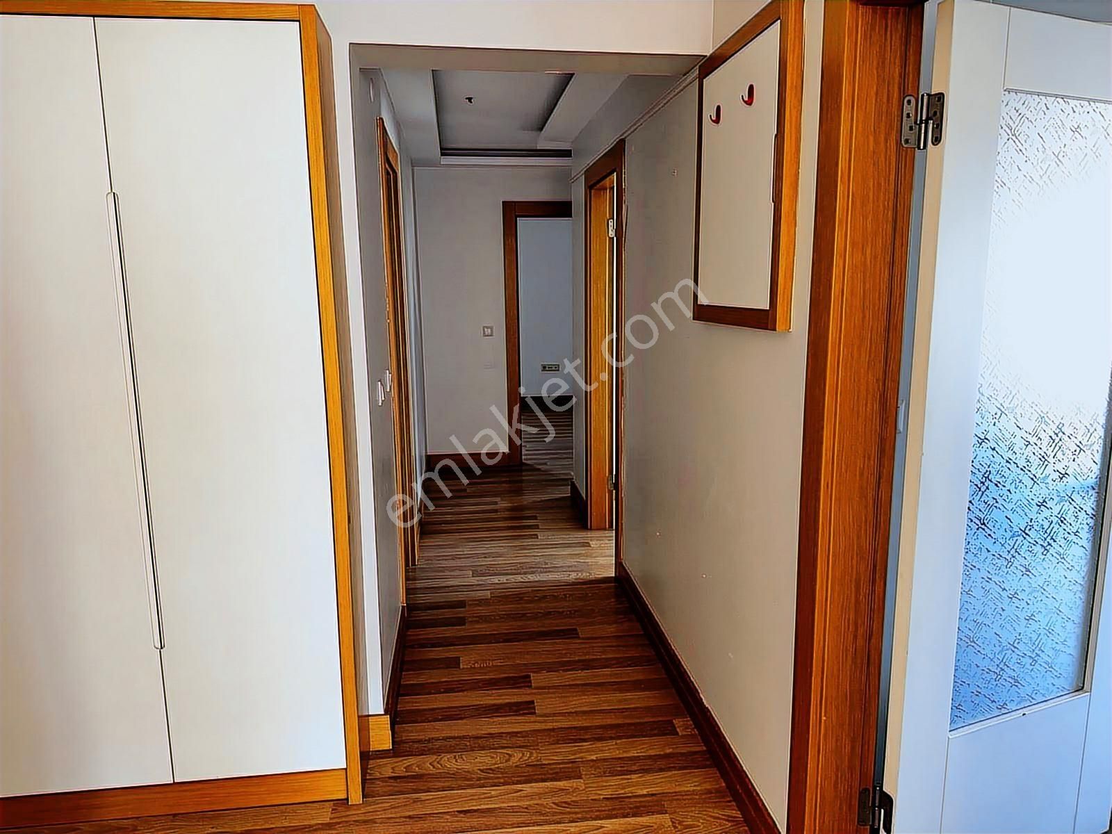 Pendik Elite Side Sitesinde Deniz Manzaralı 3+1 Kiralık Daire - Görsel 18