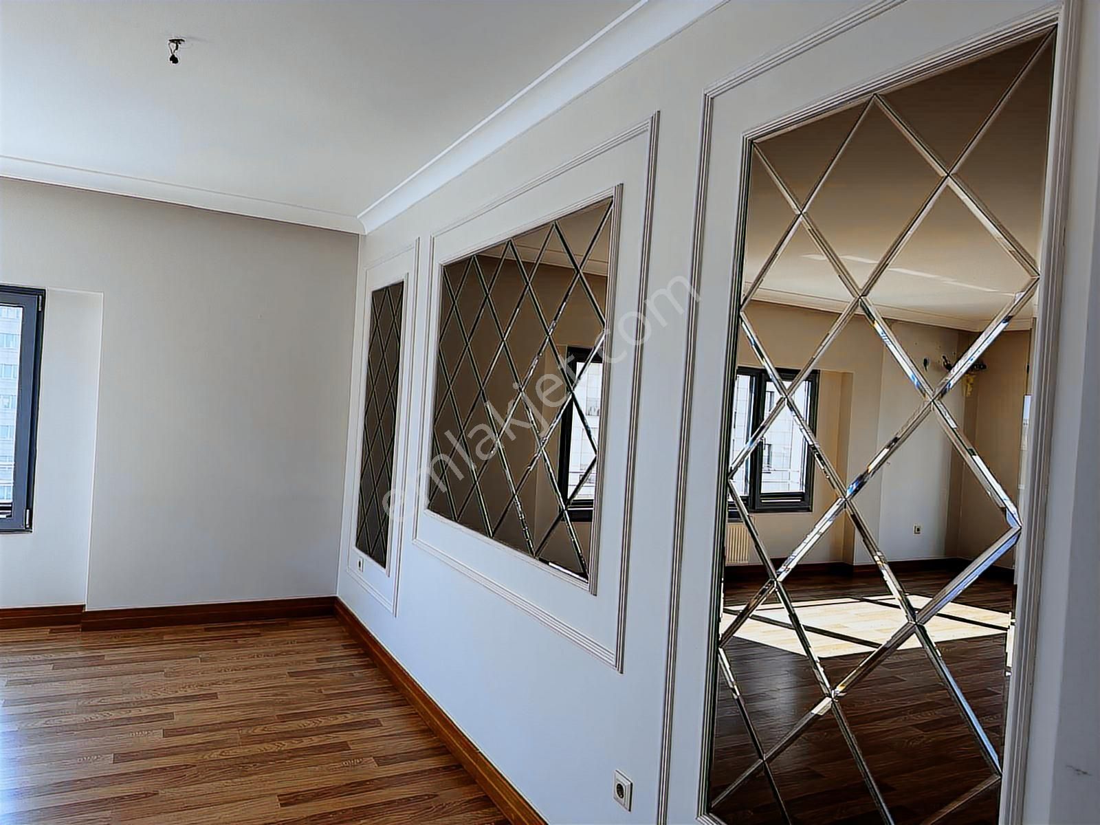 Pendik Elite Side Sitesinde Deniz Manzaralı 3+1 Kiralık Daire - Görsel 30