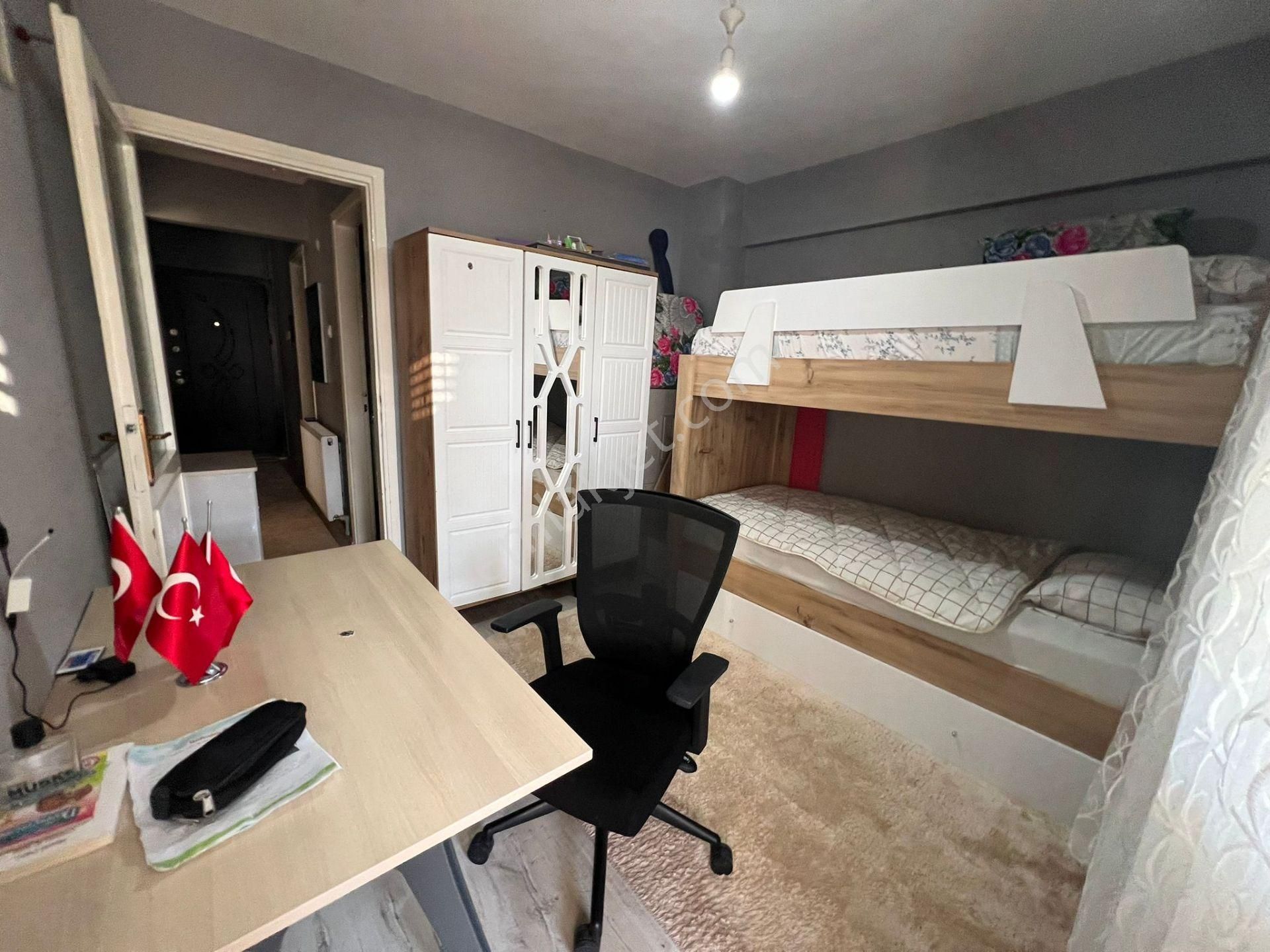 Acil Konak Zeytinlik Mahde 2+1 85m2 D.gazlı Ayrı Mutfak Bakımlı Daire - Görsel 10