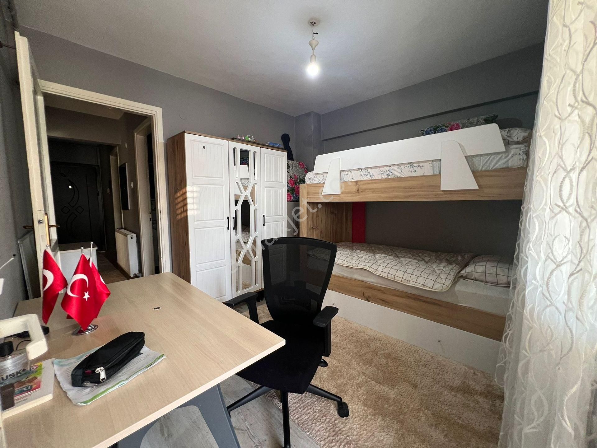 Acil Konak Zeytinlik Mahde 2+1 85m2 D.gazlı Ayrı Mutfak Bakımlı Daire - Görsel 6