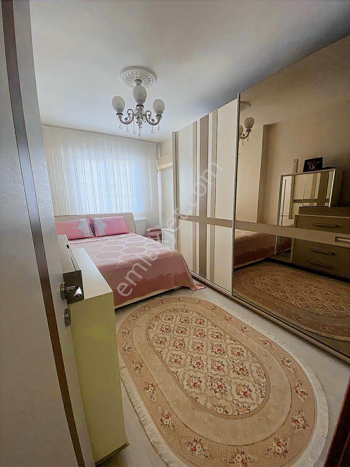 Buraxtan Atatürk Mh Yavuzcad. Üzerinde 2+1 Satılık Daire - Görsel 2