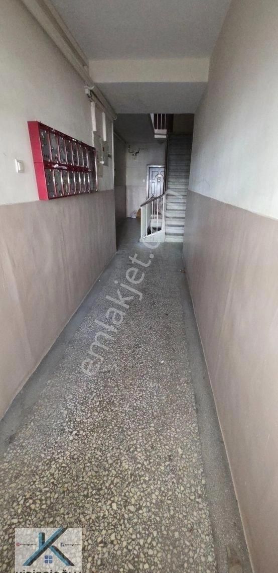 Kiralık 3+1, Esat Cad. Sonunda, 3. Katta, 3 Cepheli, Kombili, Bakımlı Yapılı - Görsel 26