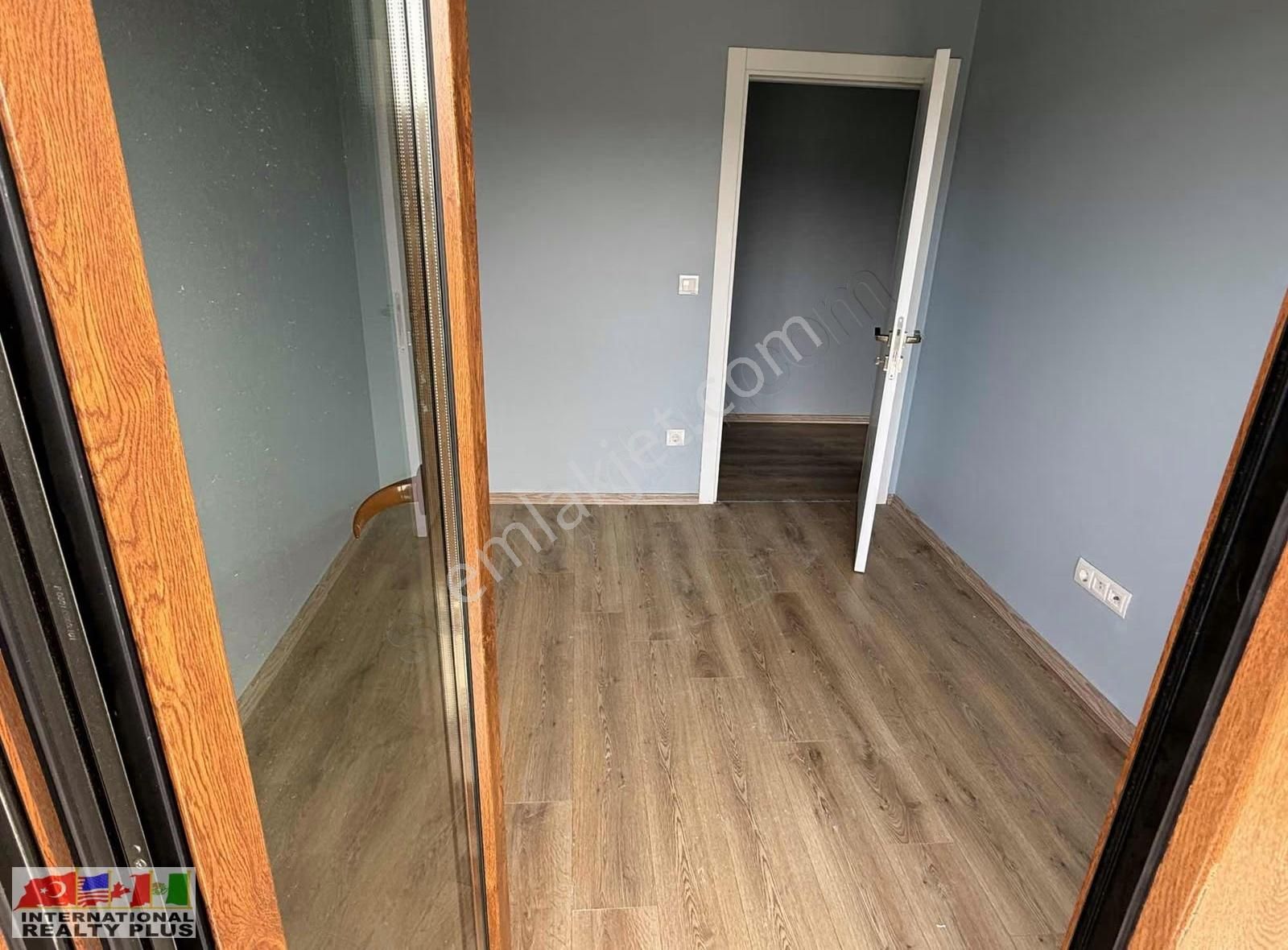 Sima Garden Sitesi Balkonlu Açık Mutfak Batı Cephe 2+1 - Görsel 17