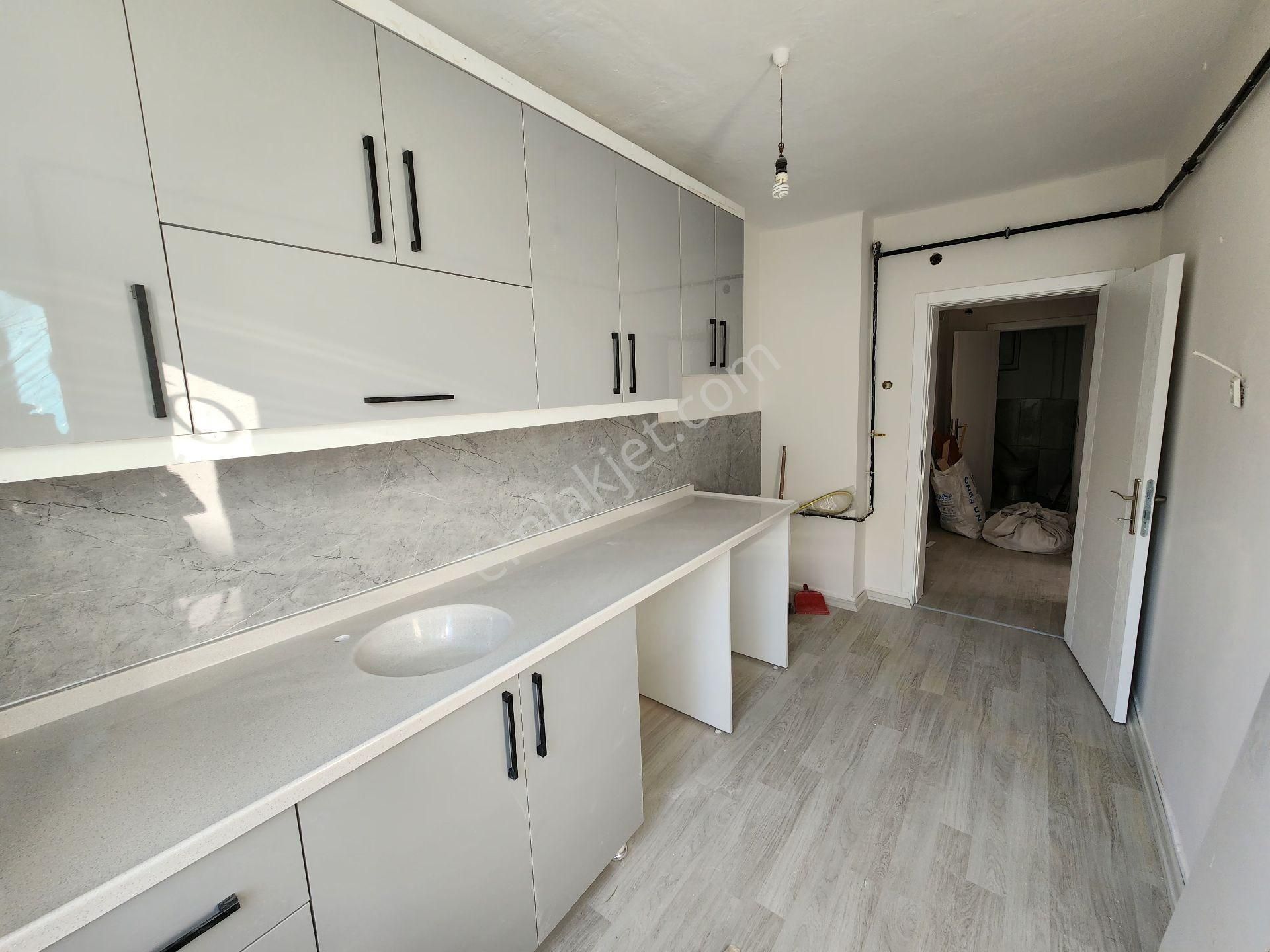 Burak Emlak'dan Kiralık Daire Kurtuluş Tevekküller Sk. 3+1 - Görsel 17