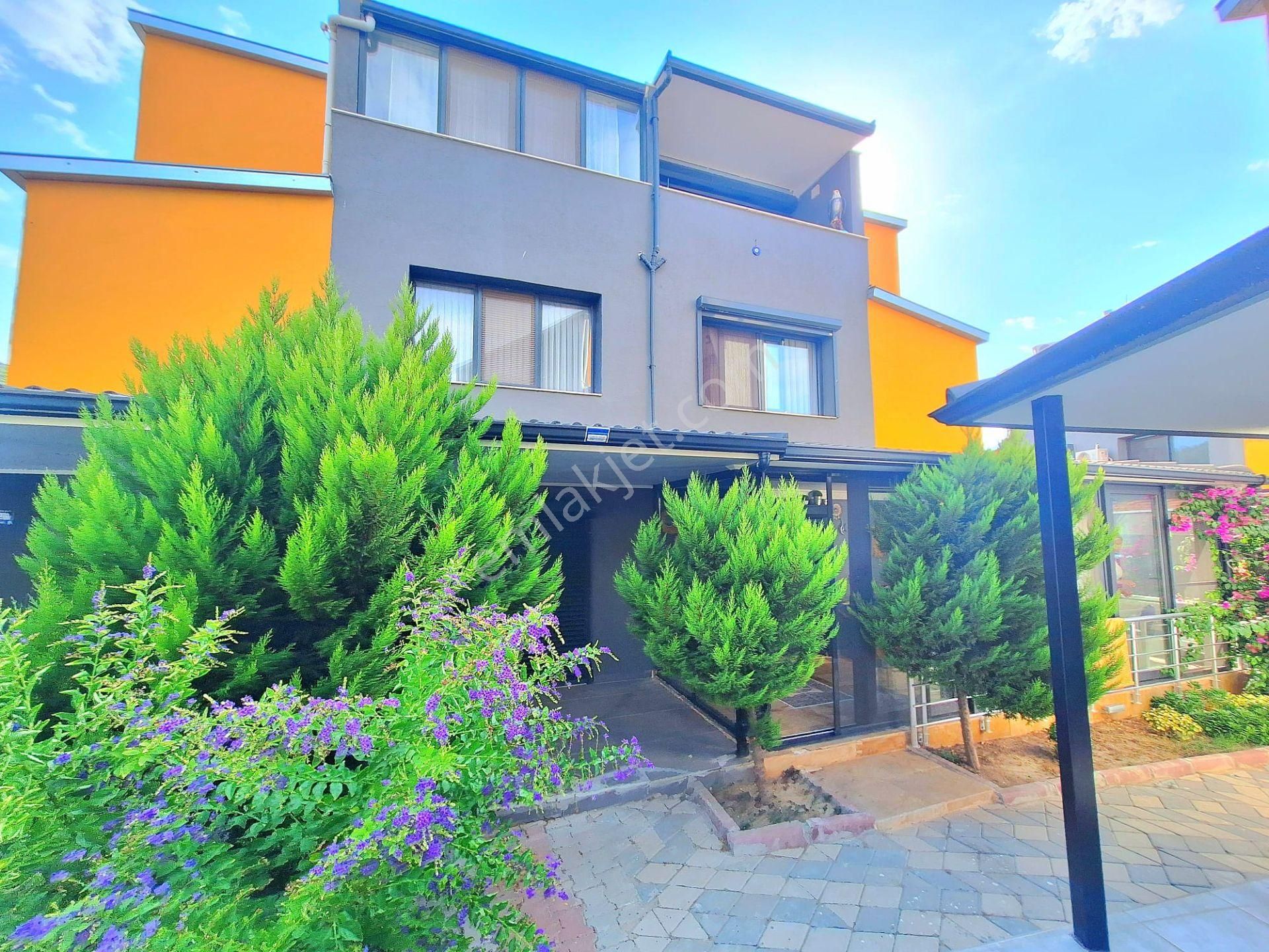 Denize Yakın, Doğa Manzaralı 3+1 Masrafsız Villa! - Görsel 8