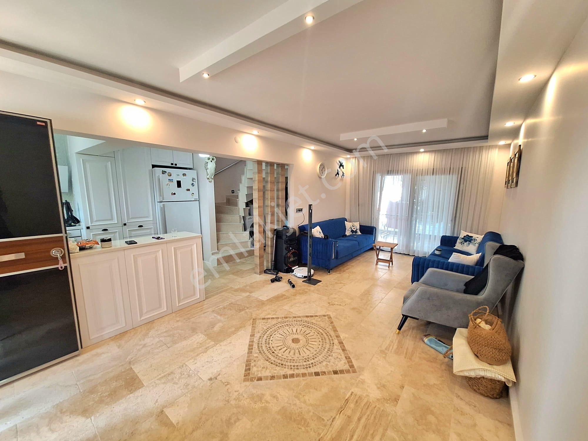 Denize Yakın, Doğa Manzaralı 3+1 Masrafsız Villa! - Görsel 11