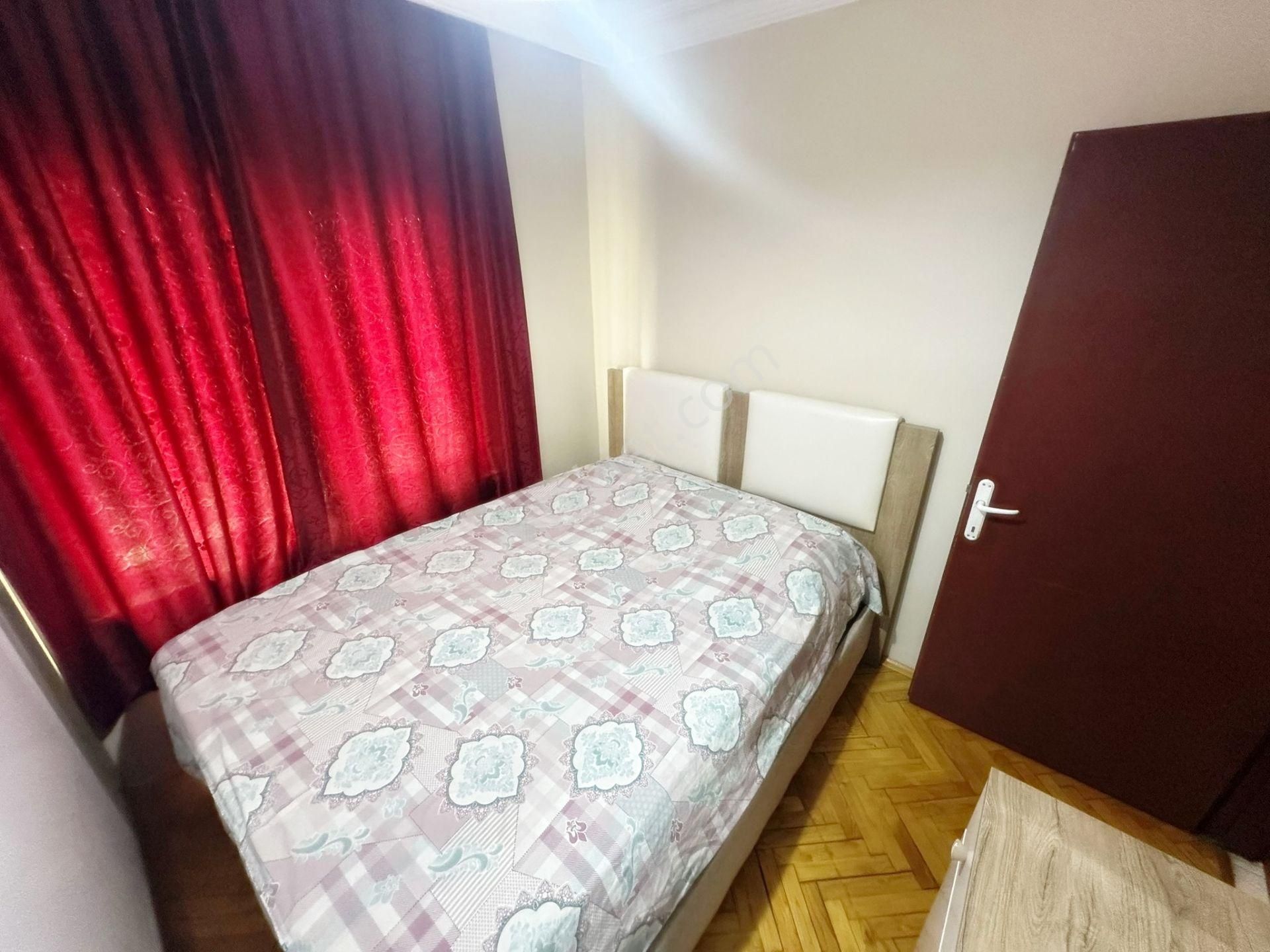 Relax'tan Ayvalı Merkez De Bagımsız Orta Kt Mantlomalı 3+1 Kacmz - Görsel 16