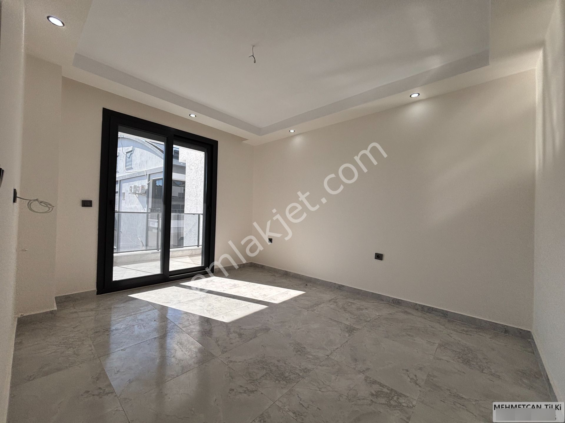 Altınkum Sahiline 500 Metre Havuzlu Sitede Satılık 3+1 Dubleks - Görsel 5