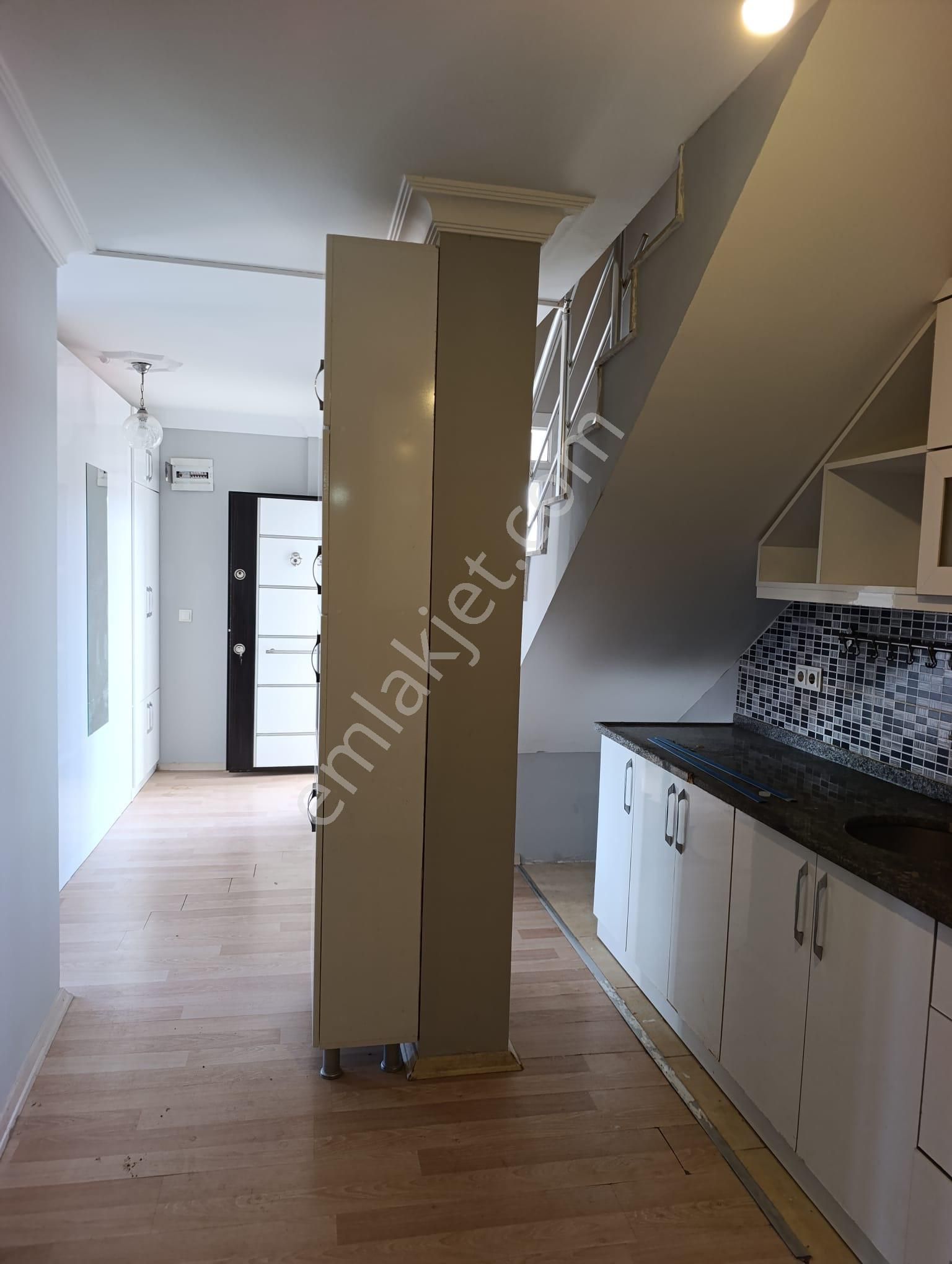 Çandarlı Merkezde Satılık 4+1dubleks - Görsel 19