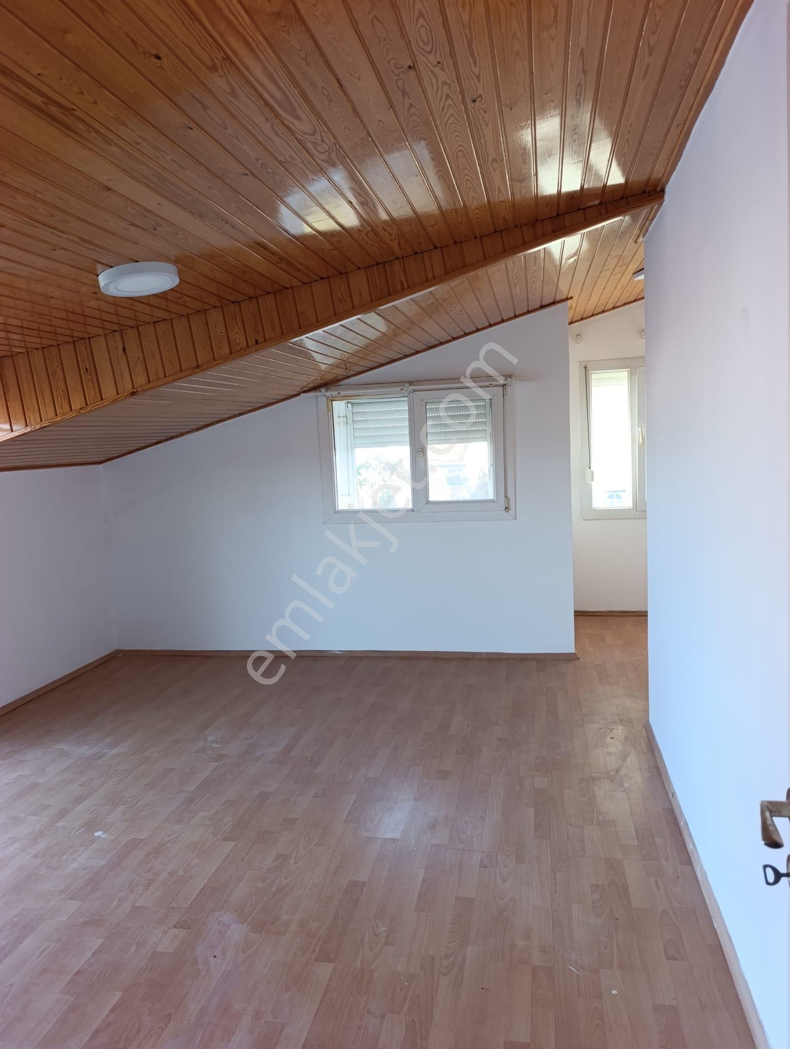 Çandarlı Merkezde Satılık 4+1dubleks - Görsel 15