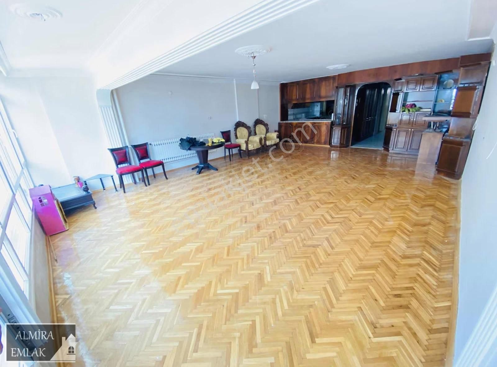 İnönü Cadde Üzeri Hakim Evlerinde 3+1 140m2 Ara Kat Çift Cephe - Görsel 16