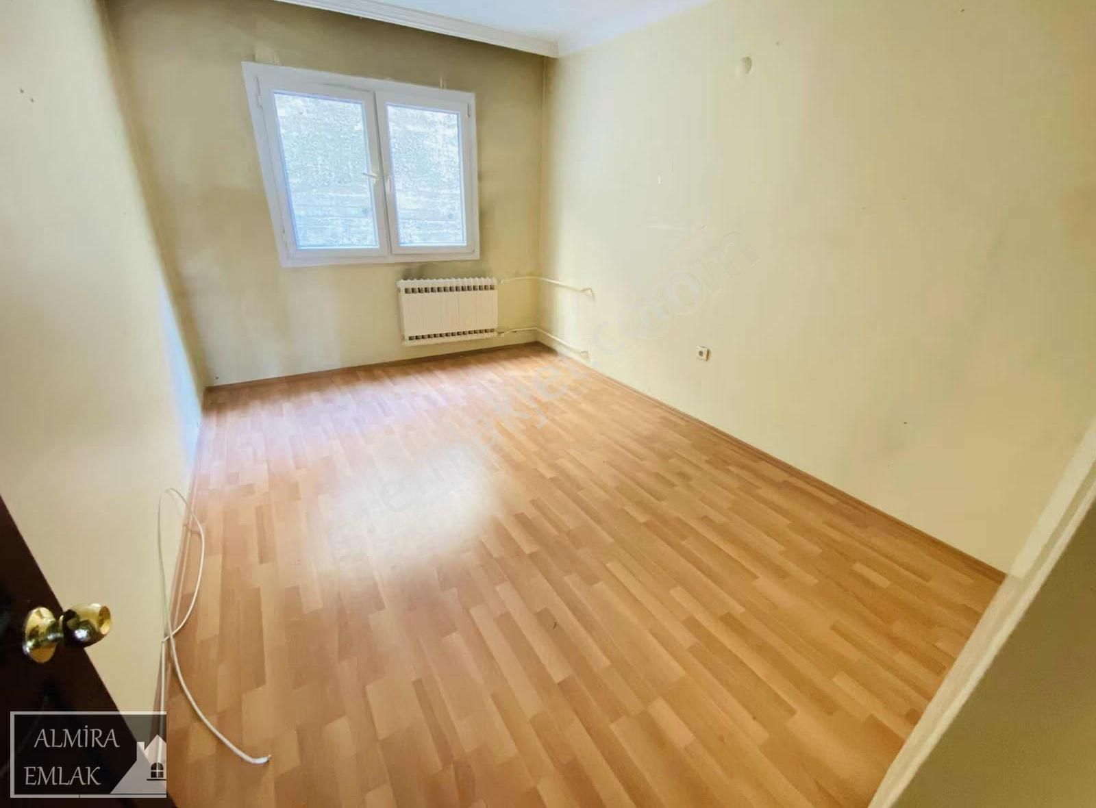 İnönü Cadde Üzeri Hakim Evlerinde 3+1 140m2 Ara Kat Çift Cephe - Görsel 17