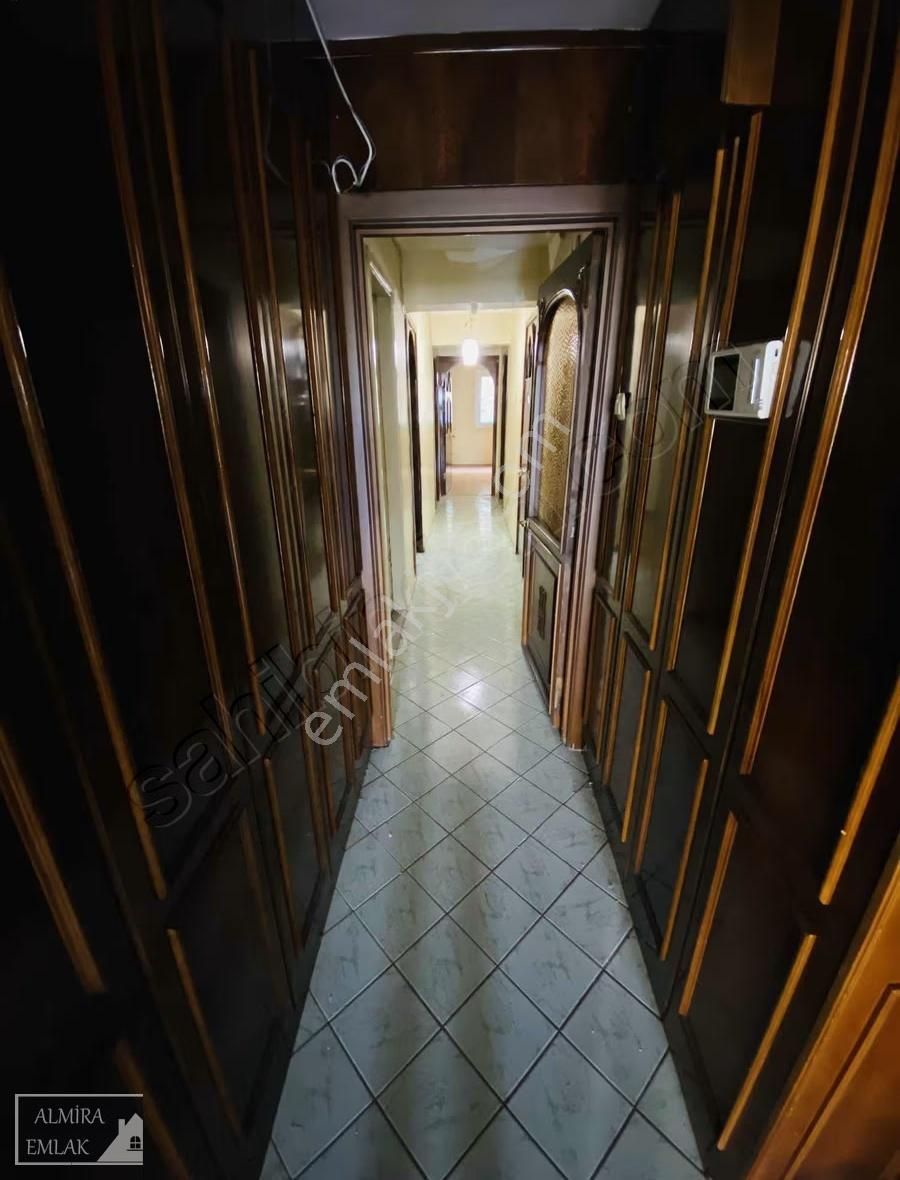 İnönü Cadde Üzeri Hakim Evlerinde 3+1 140m2 Ara Kat Çift Cephe - Görsel 12