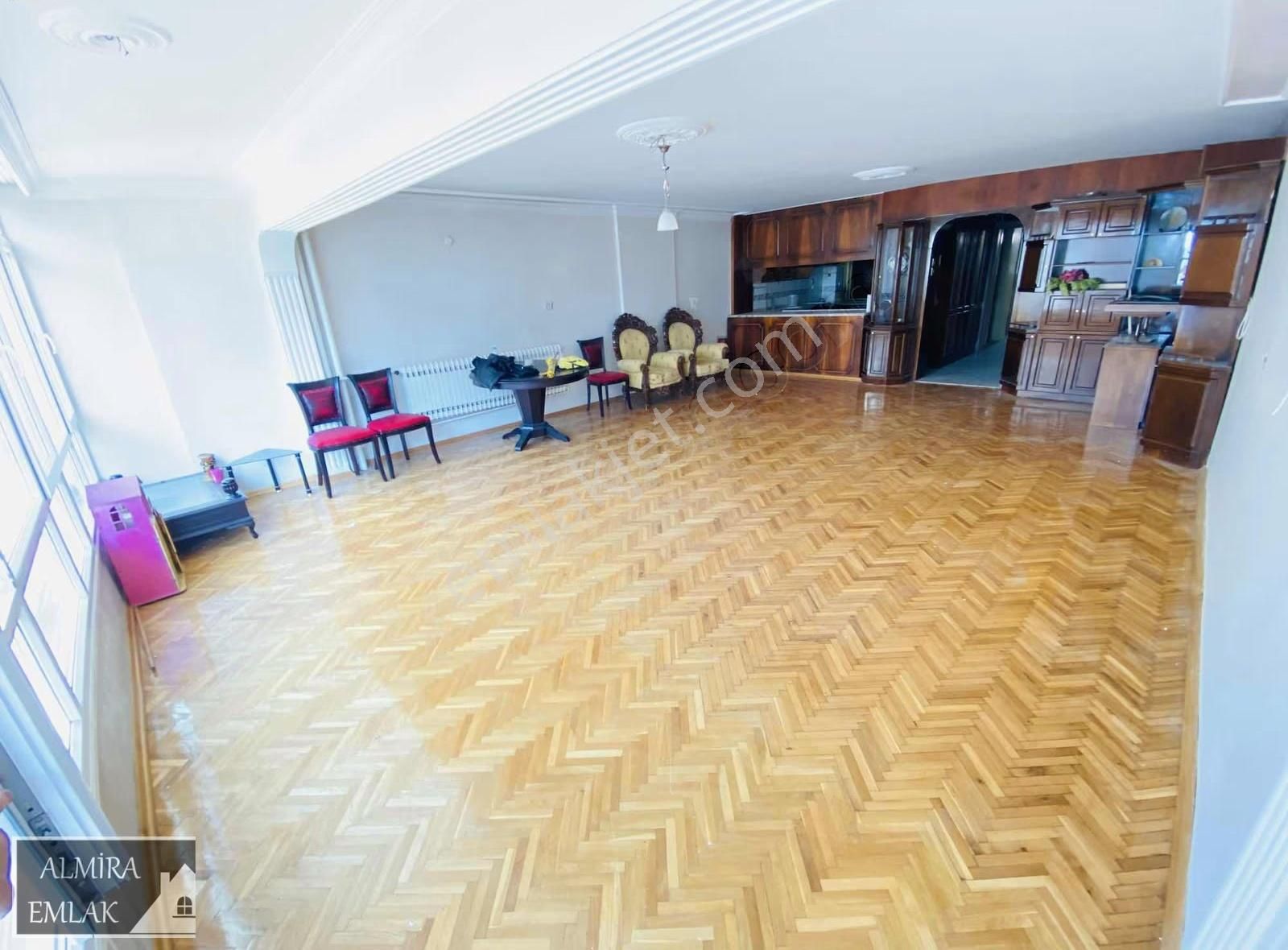 İnönü Cadde Üzeri Hakim Evlerinde 3+1 140m2 Ara Kat Çift Cephe - Görsel 23