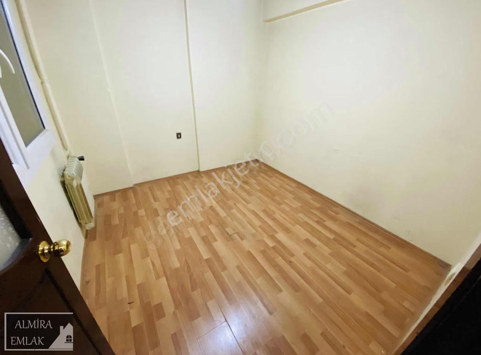 İnönü Cadde Üzeri Hakim Evlerinde 3+1 140m2 Ara Kat Çift Cephe - Görsel 27