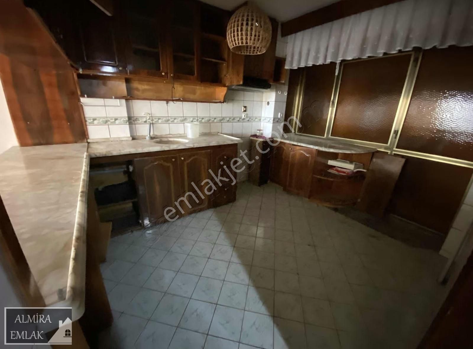 İnönü Cadde Üzeri Hakim Evlerinde 3+1 140m2 Ara Kat Çift Cephe - Görsel 32