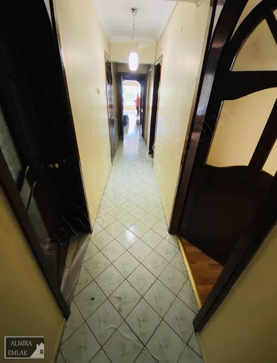 İnönü Cadde Üzeri Hakim Evlerinde 3+1 140m2 Ara Kat Çift Cephe - Görsel 6