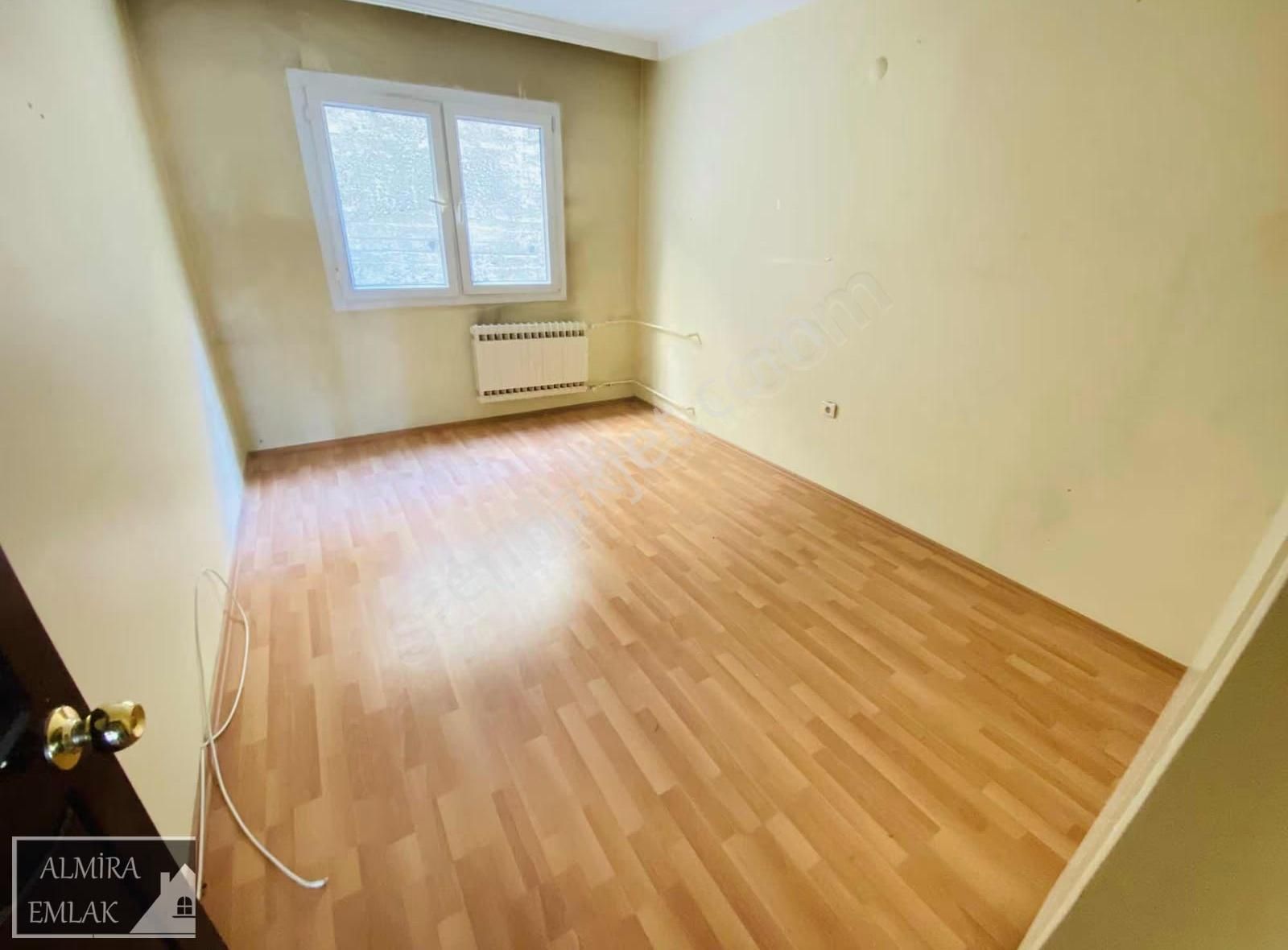 İnönü Cadde Üzeri Hakim Evlerinde 3+1 140m2 Ara Kat Çift Cephe - Görsel 19