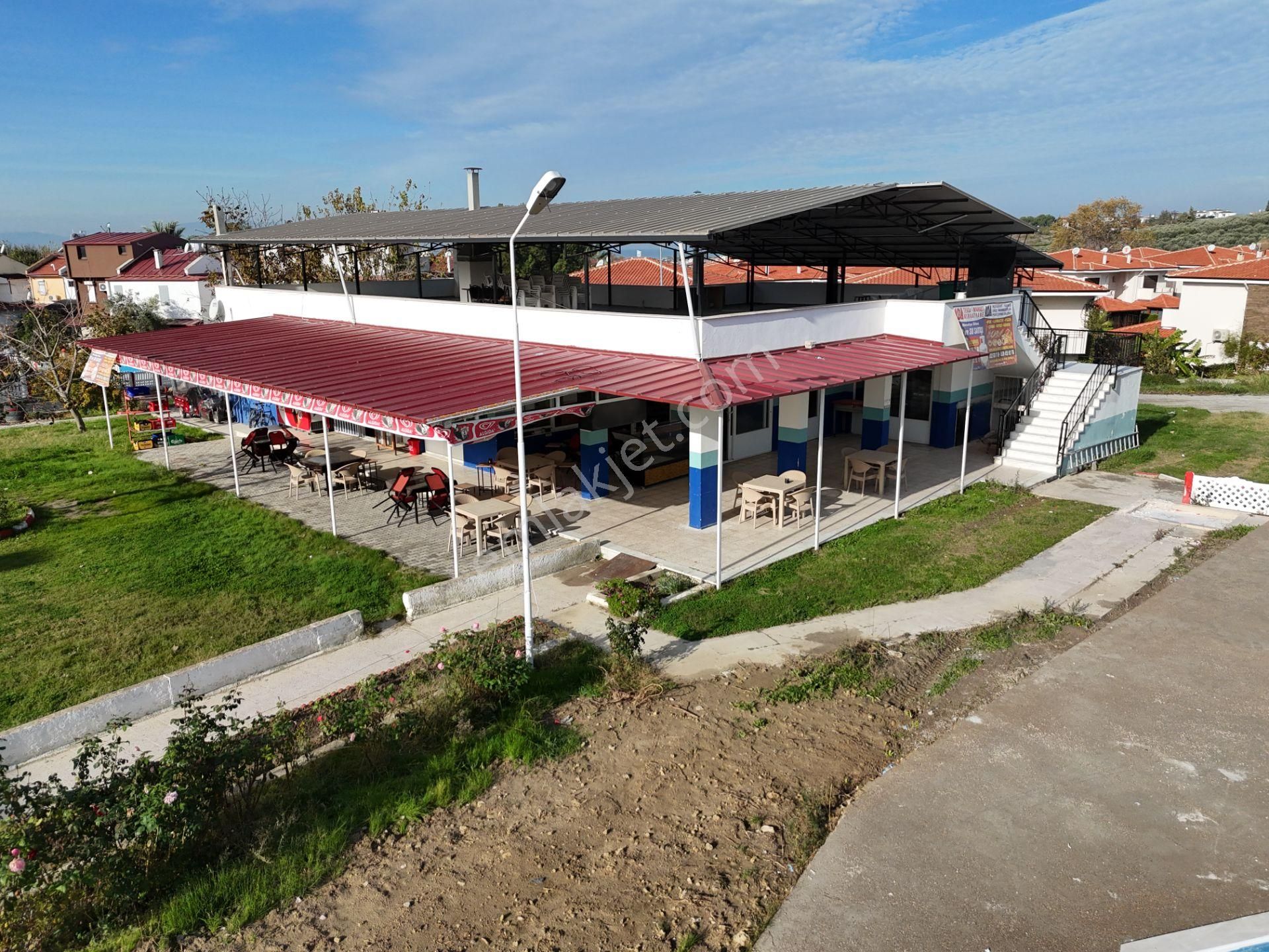 Site İçerisinde Havuzlu Köşe Konumlu Satılık Yazlık - Görsel 21