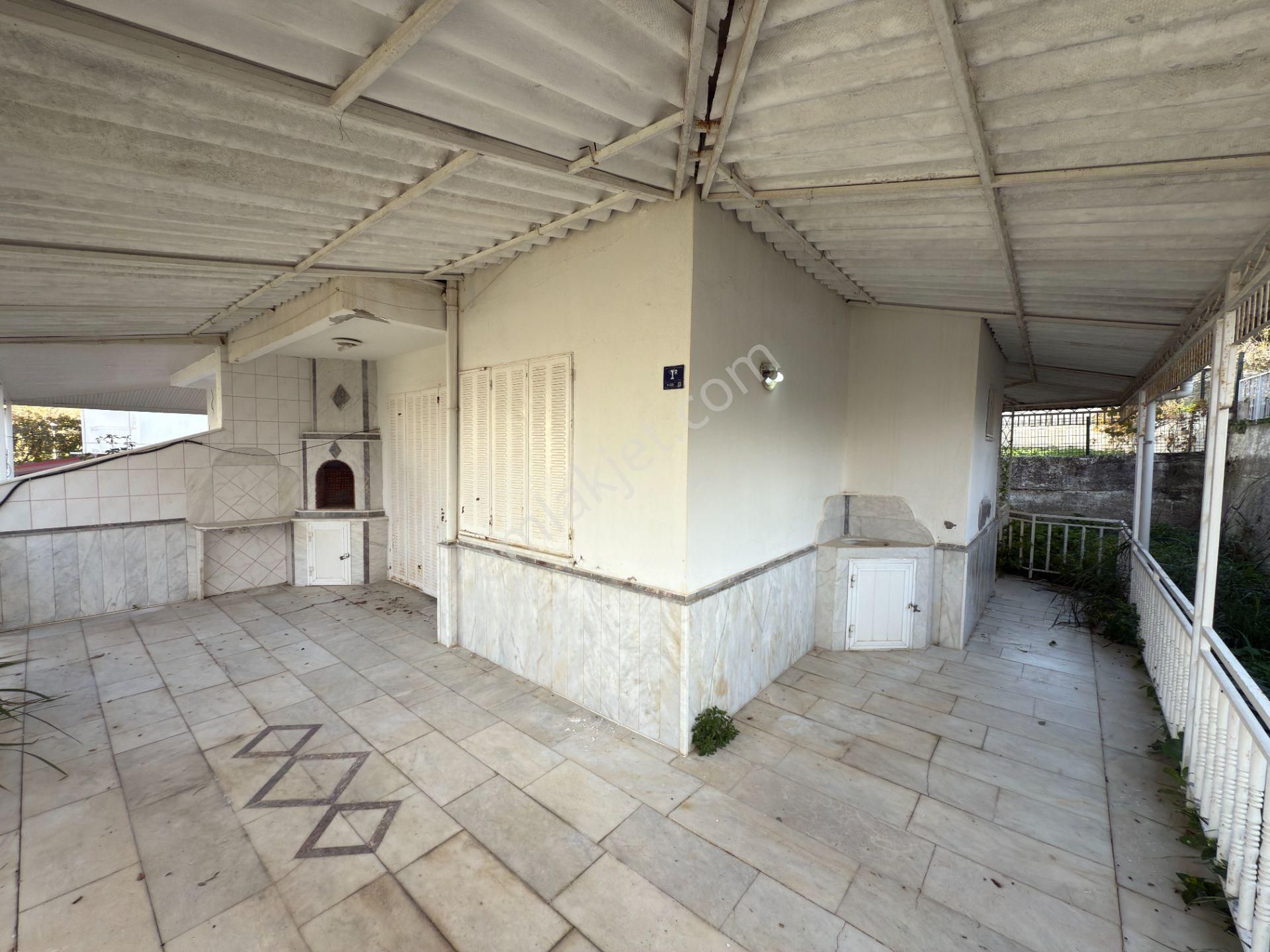 Site İçerisinde Havuzlu Köşe Konumlu Satılık Yazlık - Görsel 16