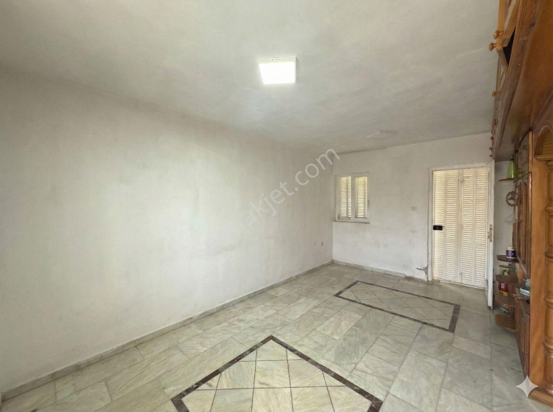 Site İçerisinde Havuzlu Köşe Konumlu Satılık Yazlık - Görsel 17