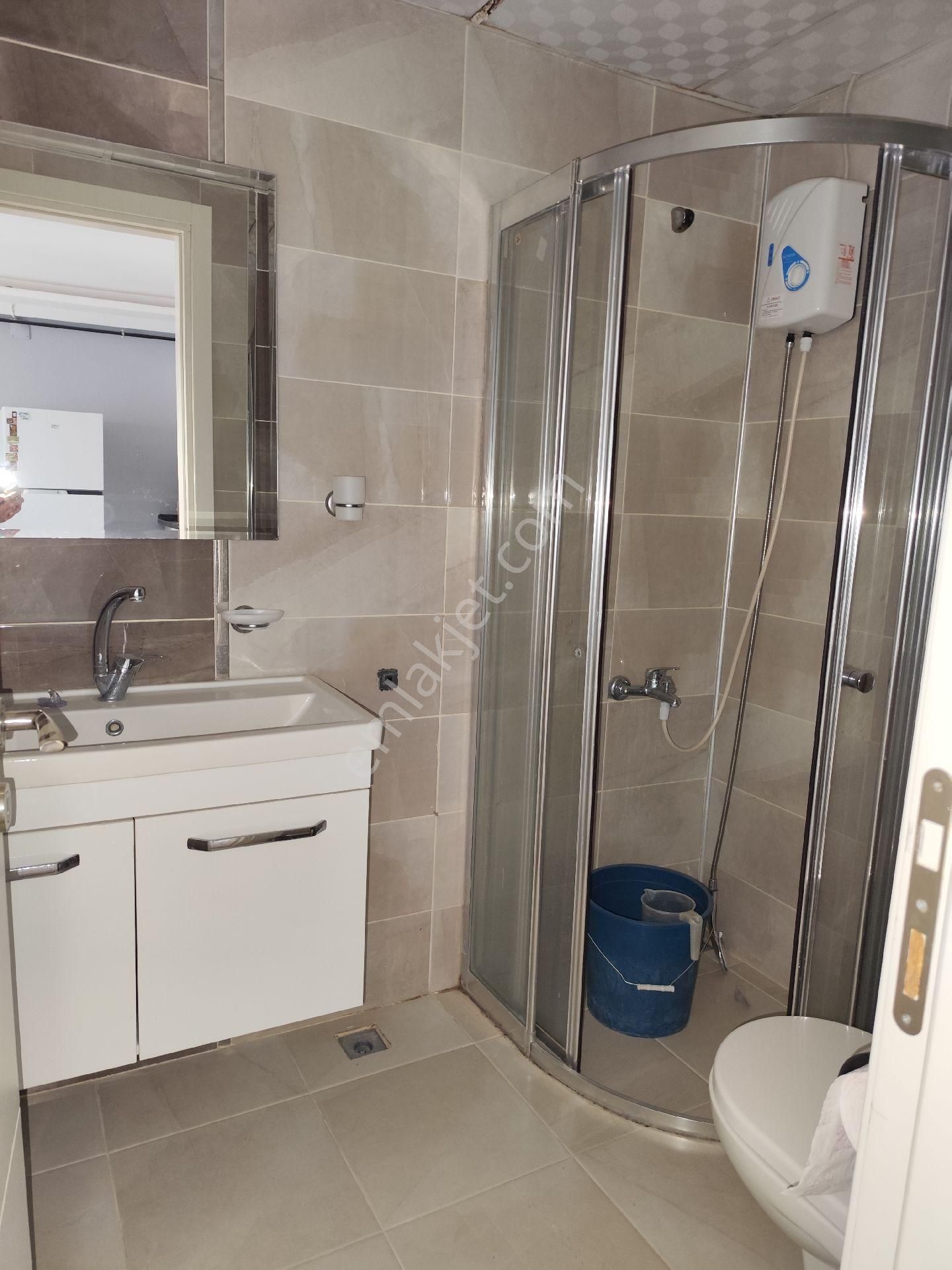 Gültepe Merkezi Konumda İskanlı 1+1 Full Eşyalı - Görsel 8