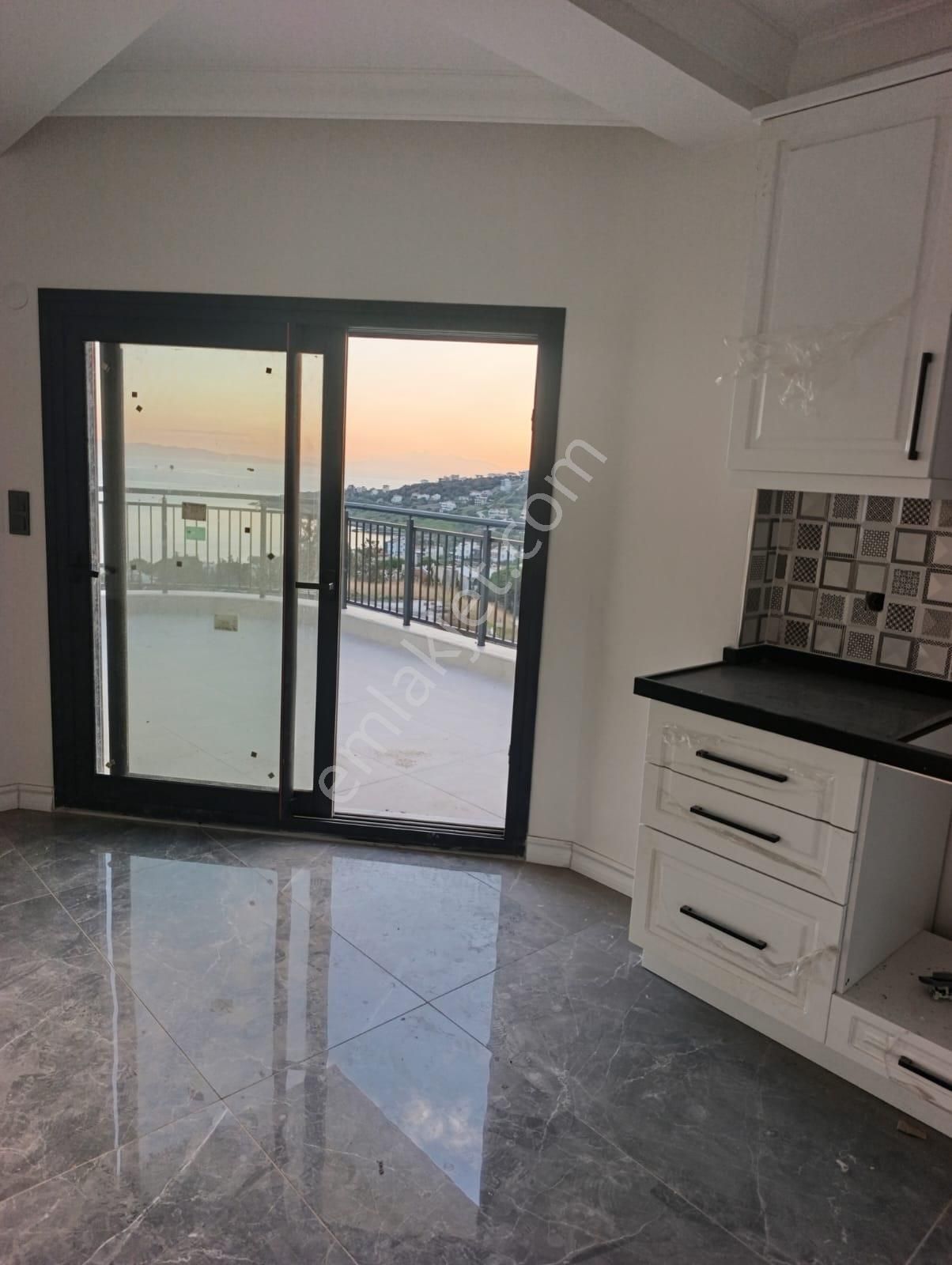 Çandarlıda Full Deniz Manzaralı Satılık 4+1 Villa - Görsel 10