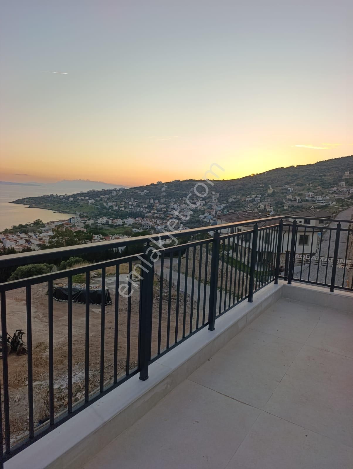 Çandarlıda Full Deniz Manzaralı Satılık 4+1 Villa - Görsel 12