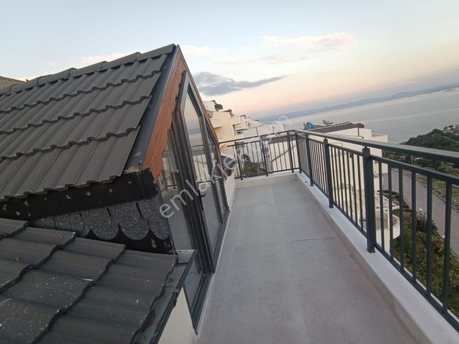 Çandarlıda Full Deniz Manzaralı Satılık 4+1 Villa - Görsel 8