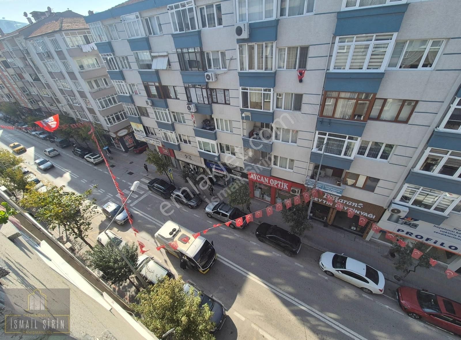 İsmail Şirinden İstiklal Cad Üzerinde Geniş Teraslı 2+1 Daire - Görsel 2