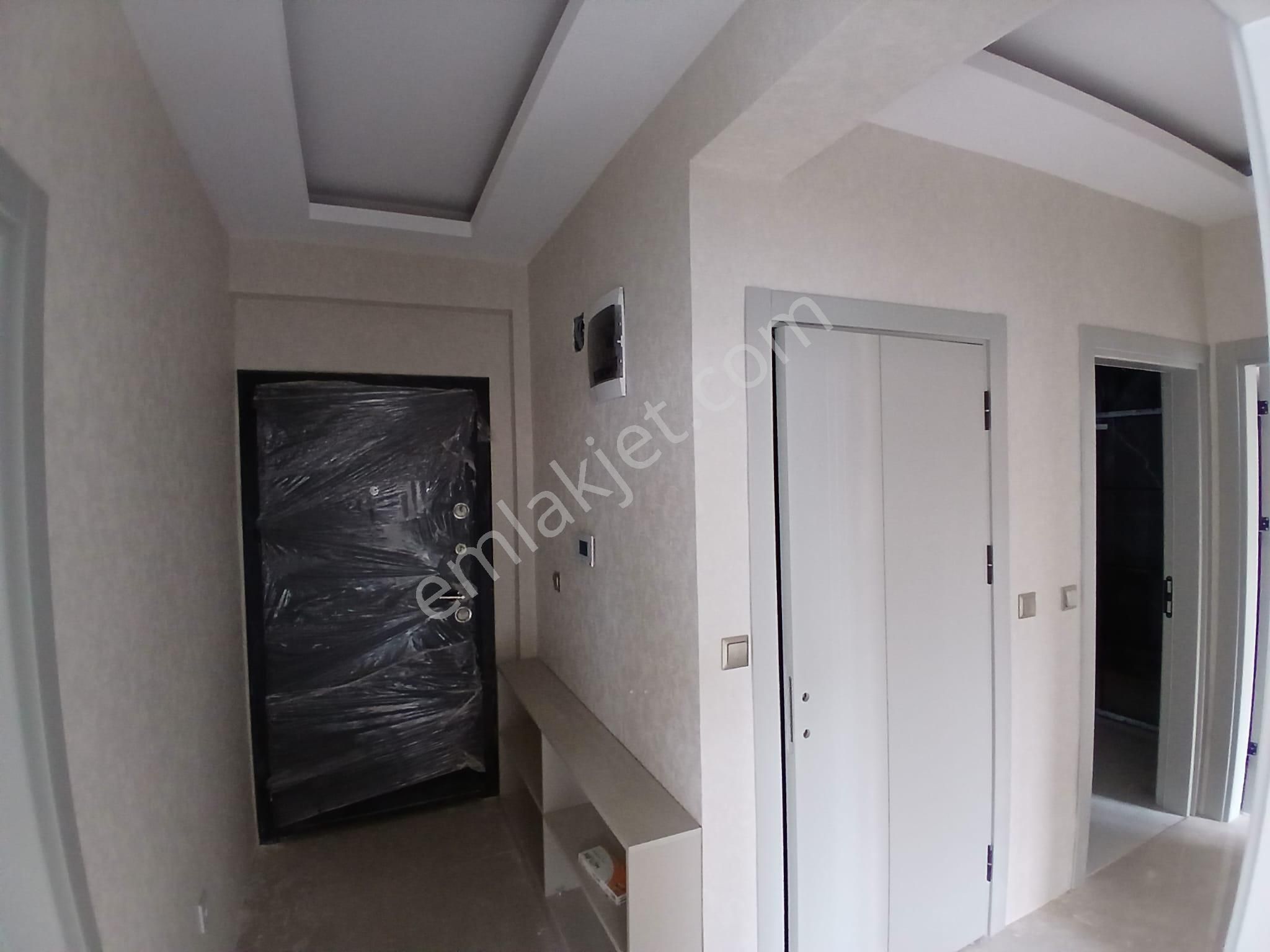 Akçay Emlak'tan Akşehir Gazi Mahallesi Sağlık Yüksekokulu Yanında Garajlı Satılık Sıfır 2+1 Daire - Görsel 19