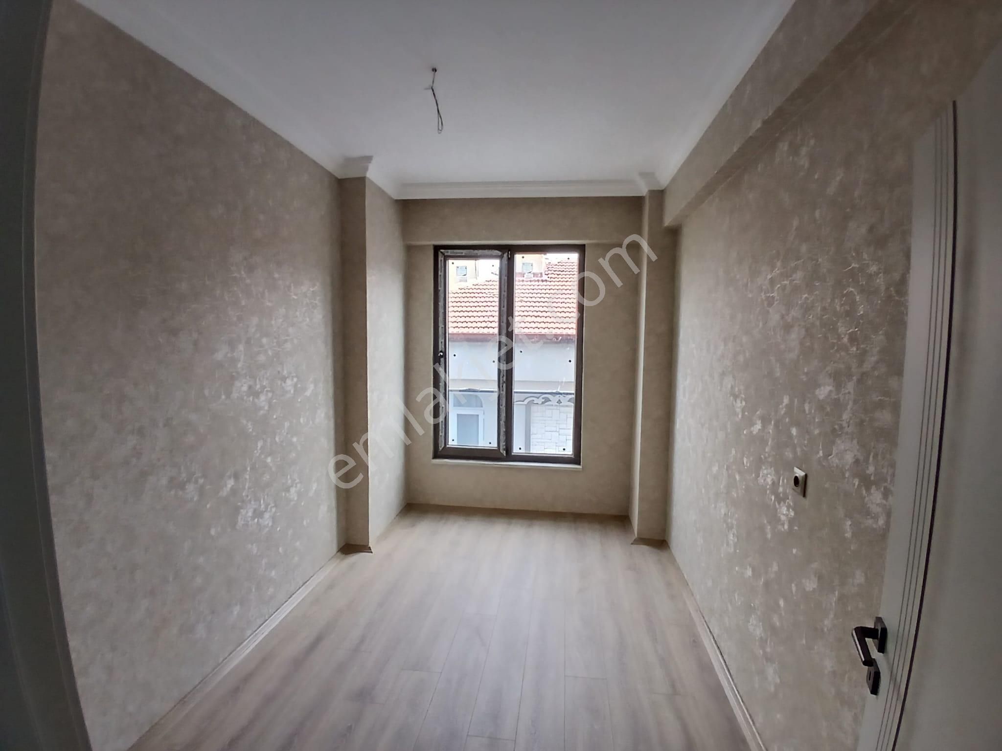 Akçay Emlak'tan Akşehir Gazi Mahallesi Sağlık Yüksekokulu Yanında Garajlı Satılık Sıfır 2+1 Daire - Görsel 13