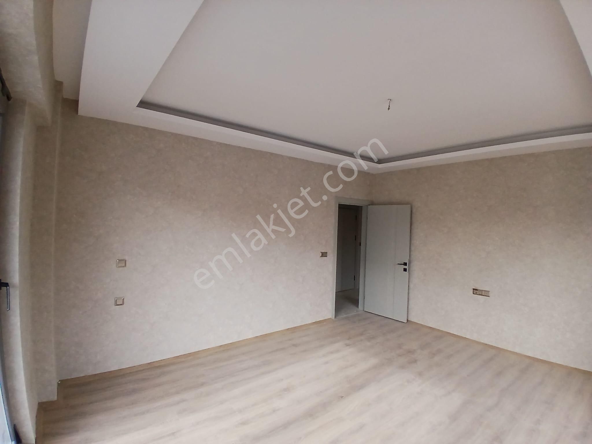 Akçay Emlak'tan Akşehir Gazi Mahallesi Sağlık Yüksekokulu Yanında Garajlı Satılık Sıfır 2+1 Daire - Görsel 5