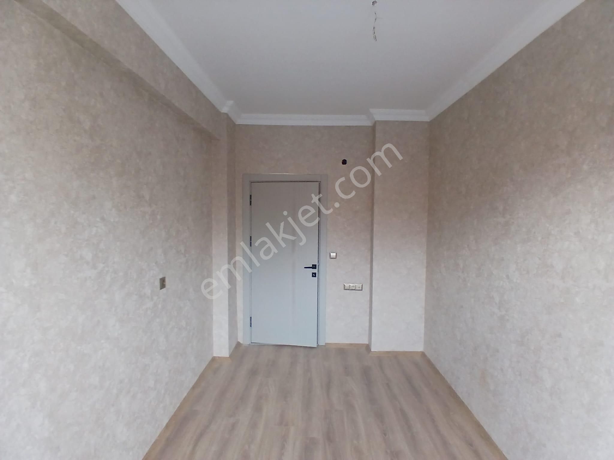 Akçay Emlak'tan Akşehir Gazi Mahallesi Sağlık Yüksekokulu Yanında Garajlı Satılık Sıfır 2+1 Daire - Görsel 12