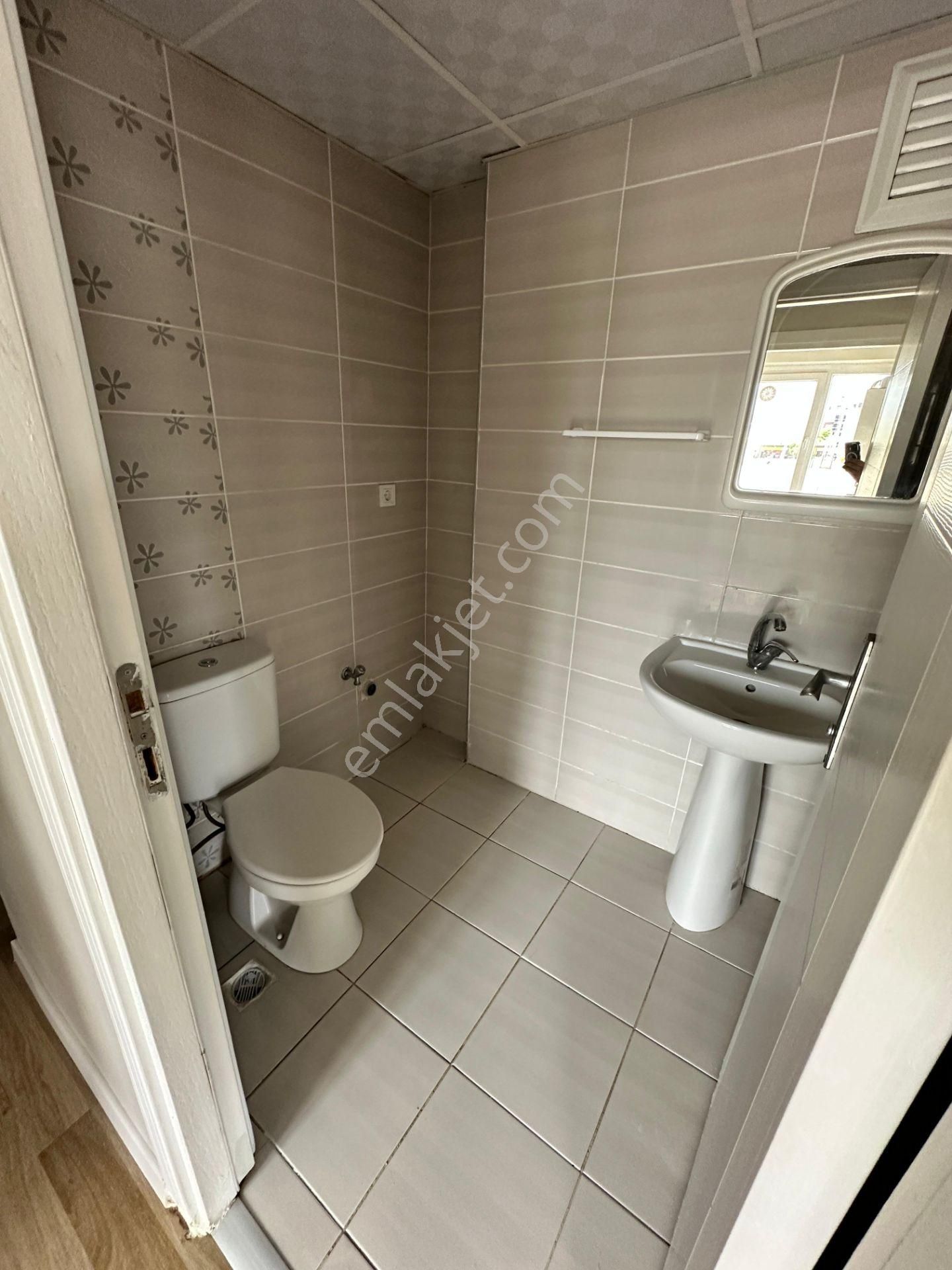 Merkezi Konumda, Yeni Tadilatlı, Ayrı Mutfaklı, Yatırımlık 2+1 - Görsel 4