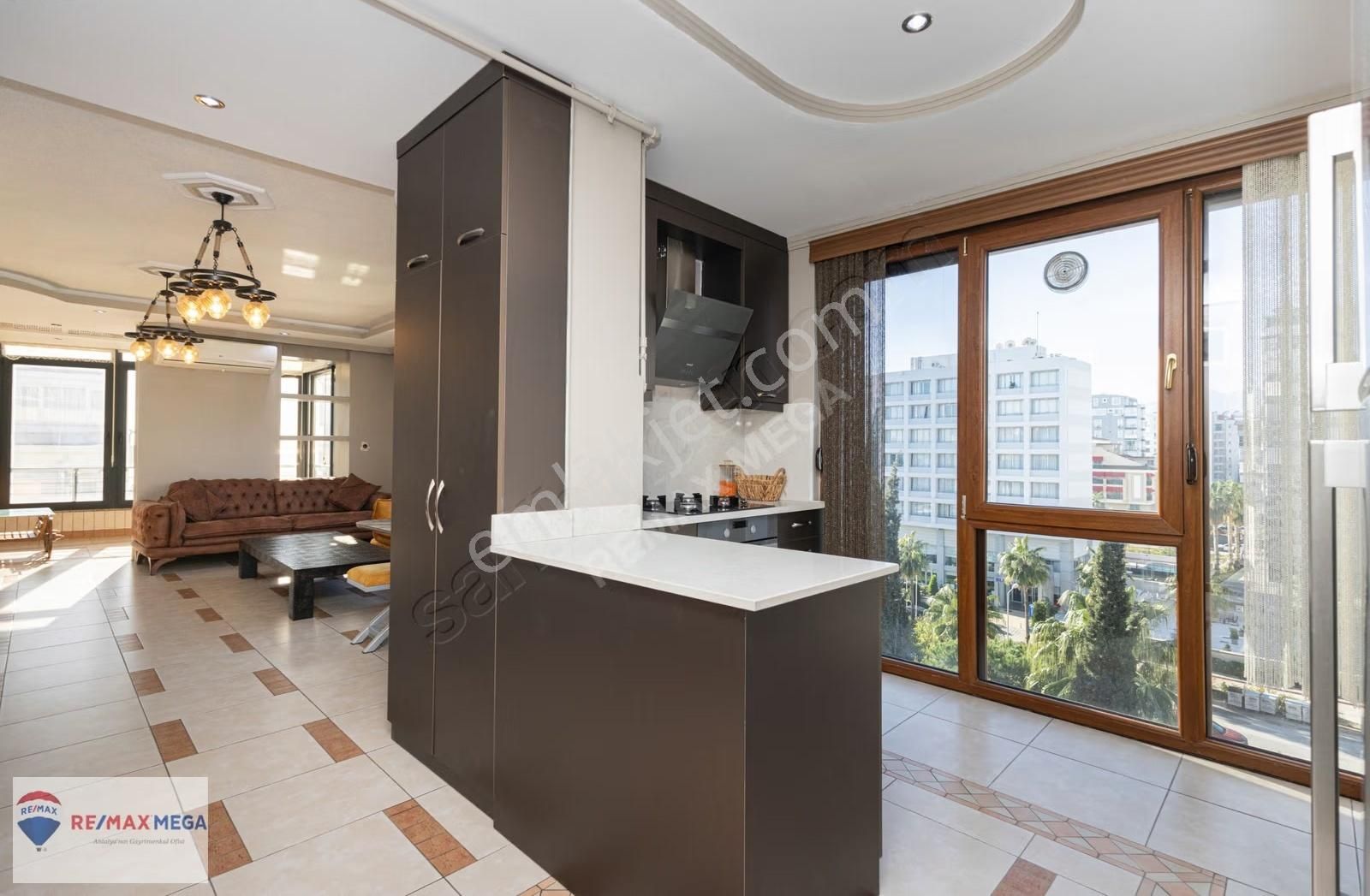 Konyaaltı'nda Deniz Manzaralı 2+1 Ara Kat Daire Doğalgazlı - Görsel 19