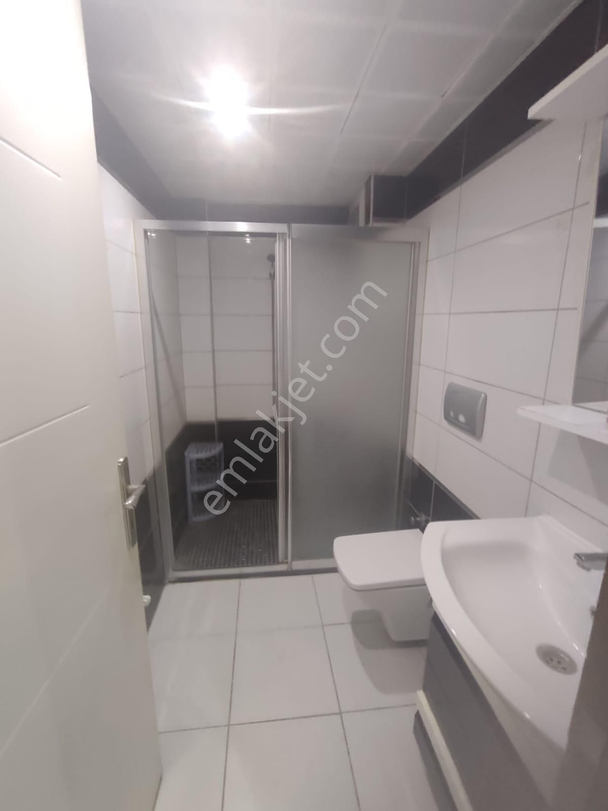 Kaan Emlaktan Hacıkaplanlarda Satılık 1+1 Apart - Görsel 4