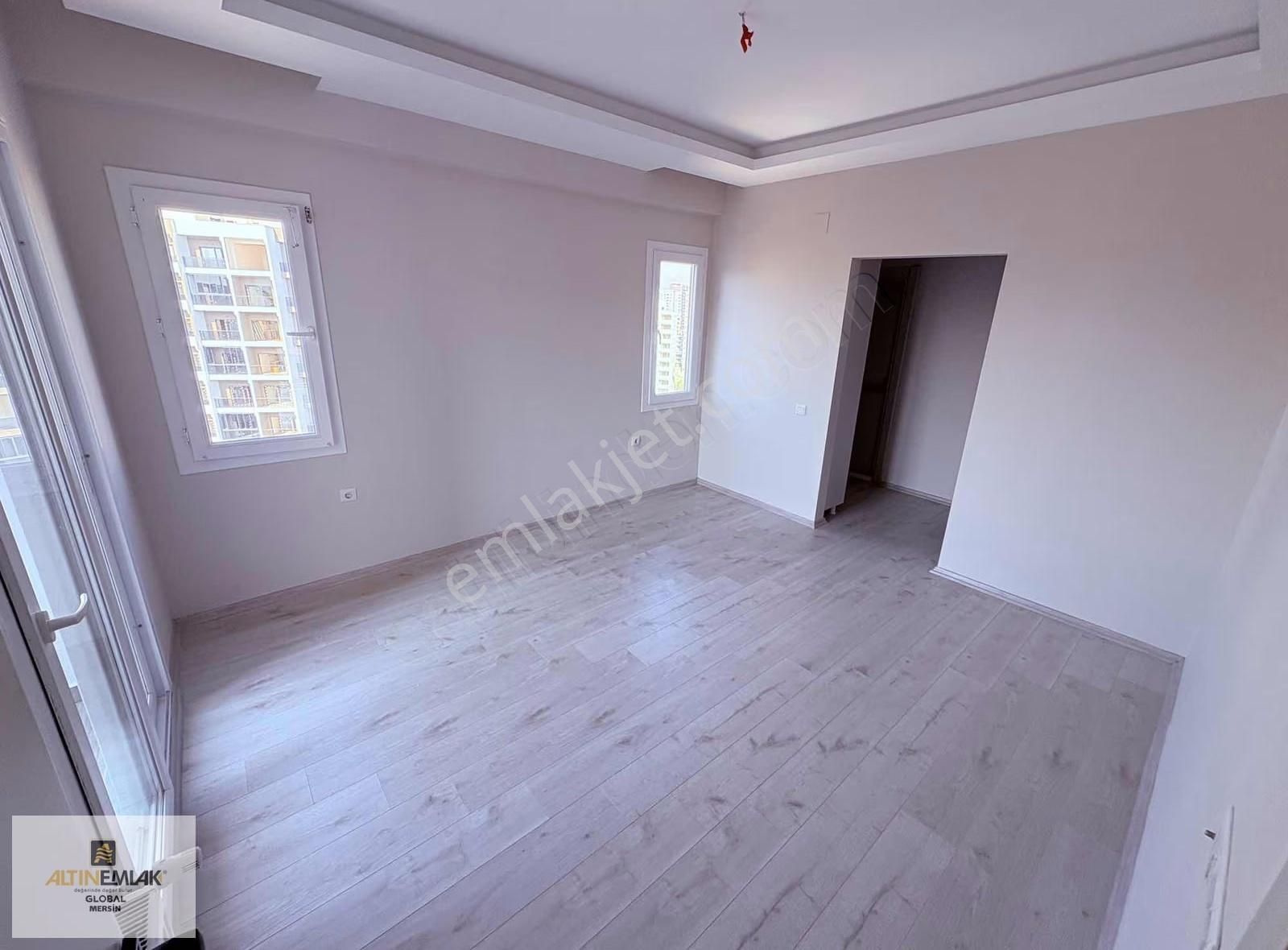 Altın Emlak'tn Full Deniz Manzaralı Yola Yakın Havuzlu Lüks 4+1 - Görsel 13